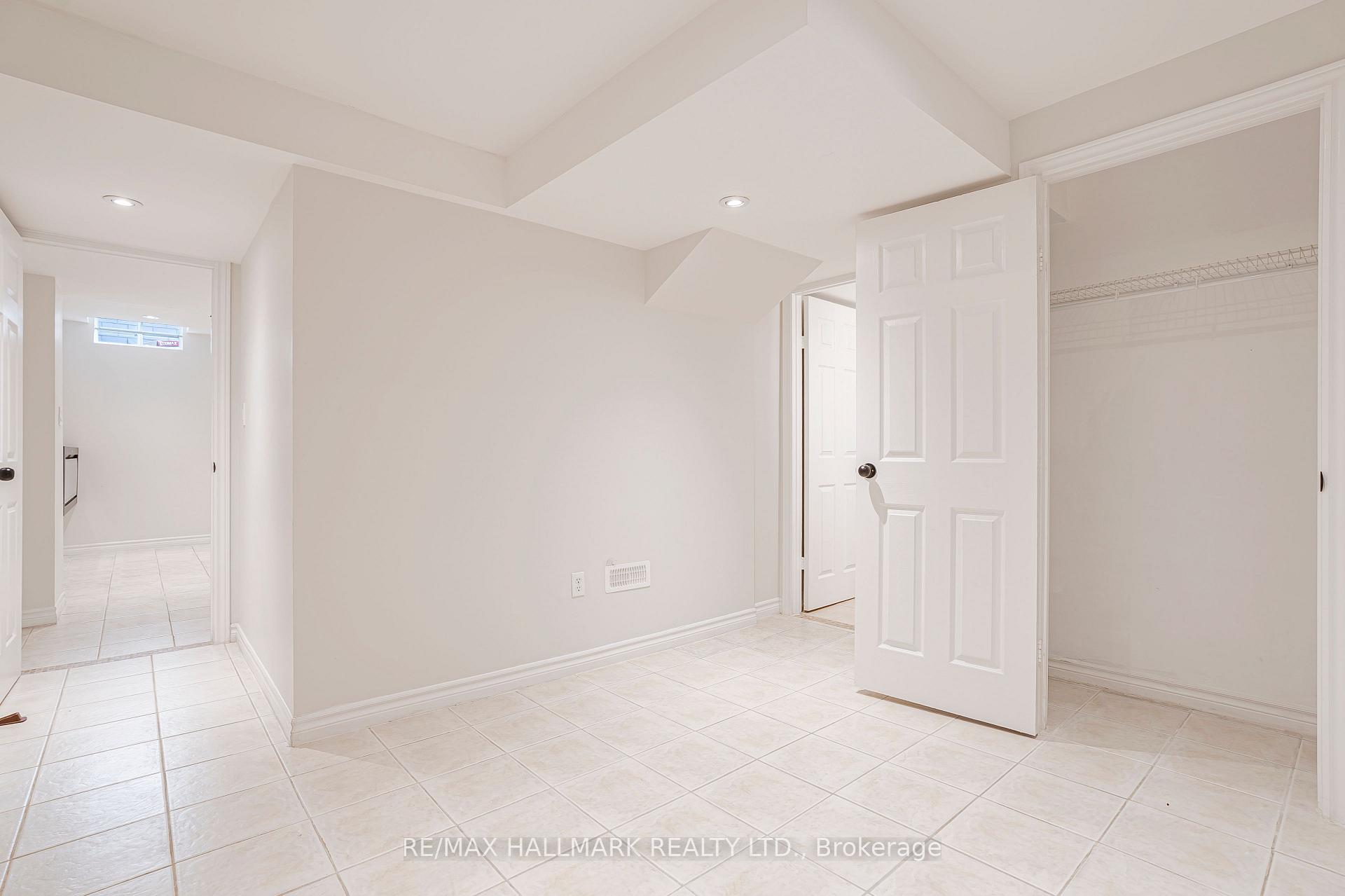 Photo 8 of 87 Michelle Drive, Vaughan, East Woodbridge — HOMEH