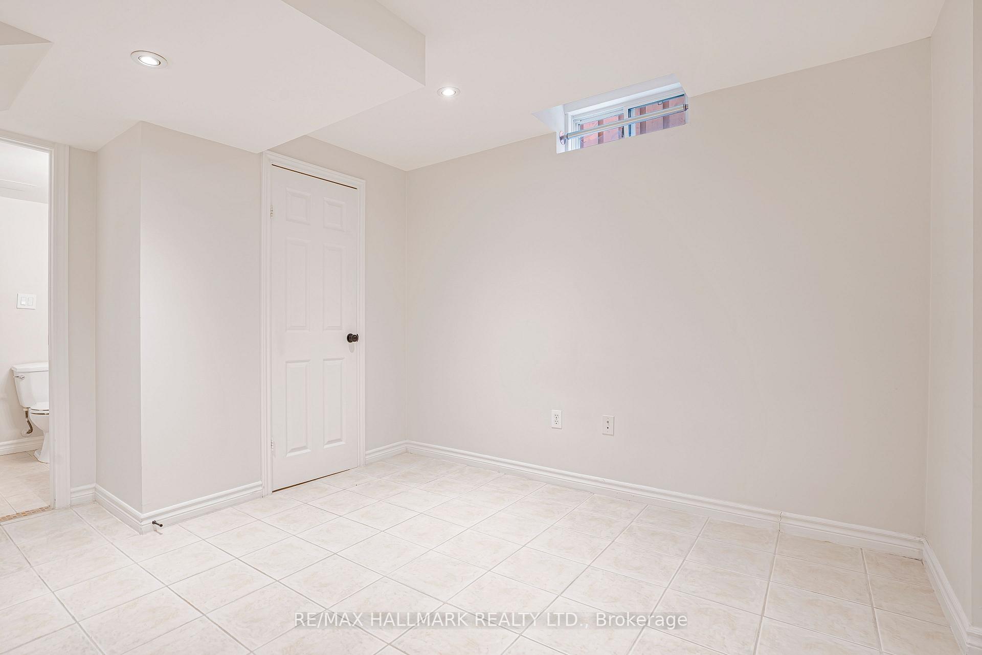Photo 9 of 87 Michelle Drive, Vaughan, East Woodbridge — HOMEH