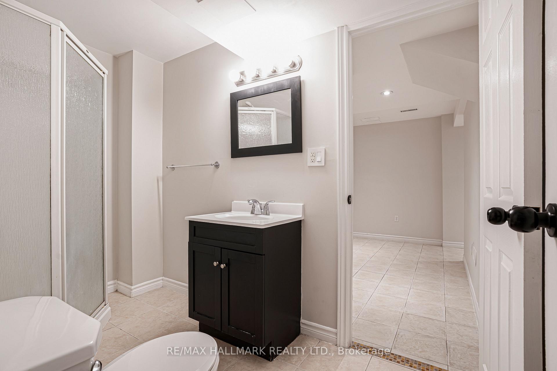 Photo 12 of 87 Michelle Drive, Vaughan, East Woodbridge — HOMEH