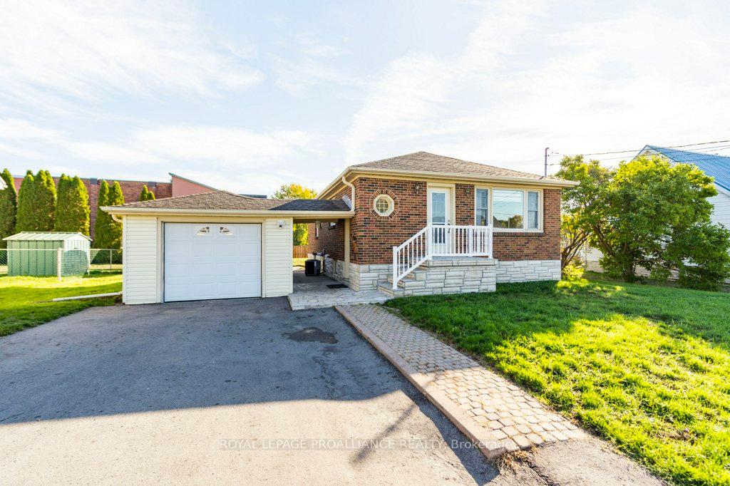Photo 1 of 18 Holmes Road, Belleville, Belleville Ward — HOMEH