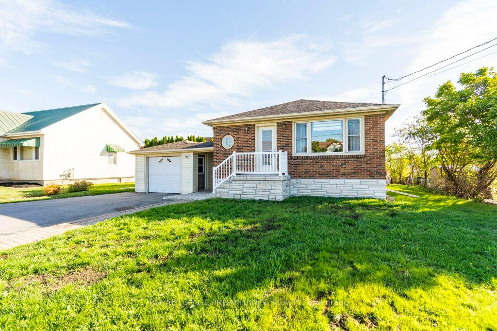 Photo 8 of 18 Holmes Road, Belleville, Belleville Ward — HOMEH
