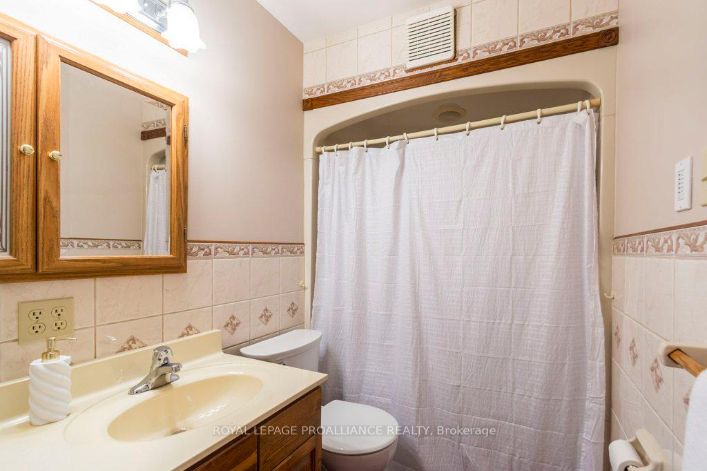 Photo 17 of 18 Holmes Road, Belleville, Belleville Ward — HOMEH