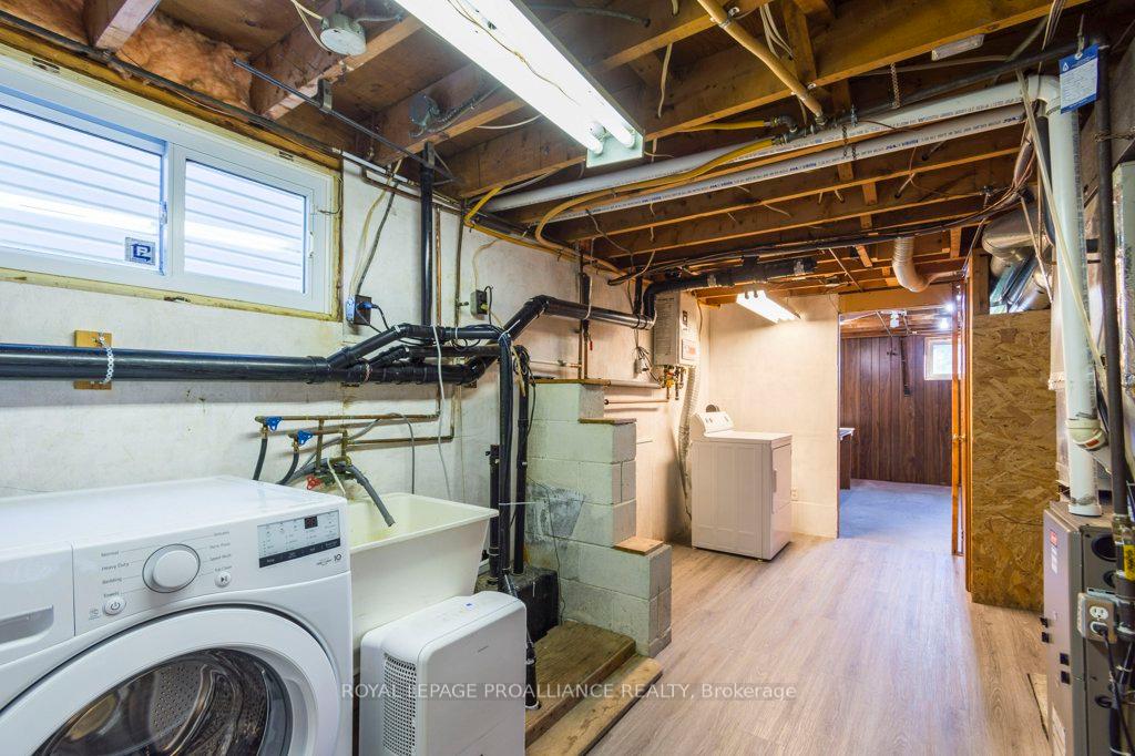 Photo 23 of 18 Holmes Road, Belleville, Belleville Ward — HOMEH