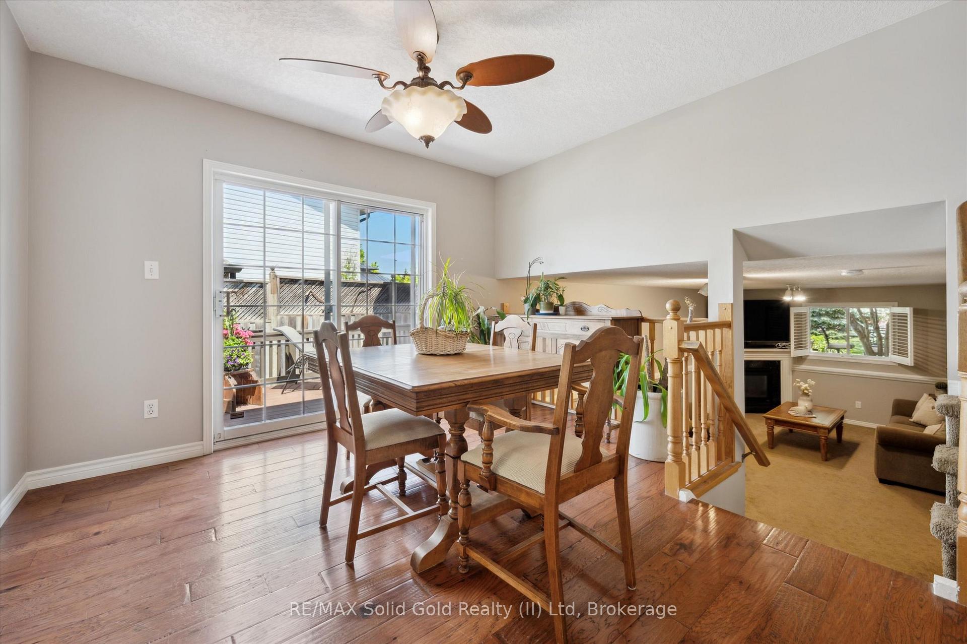Photo 11 of 250A Inverhuron Cres, Waterloo — HOMEH