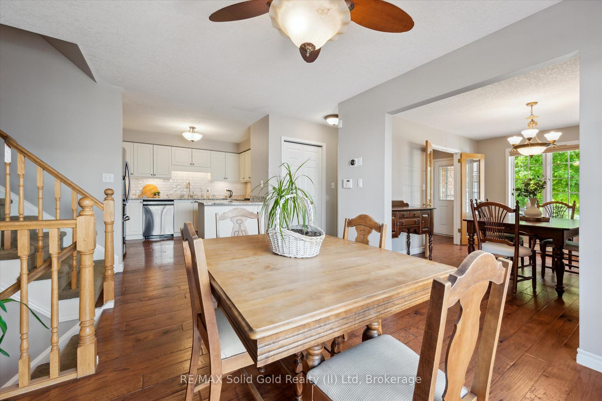 Photo 12 of 250A Inverhuron Cres, Waterloo — HOMEH