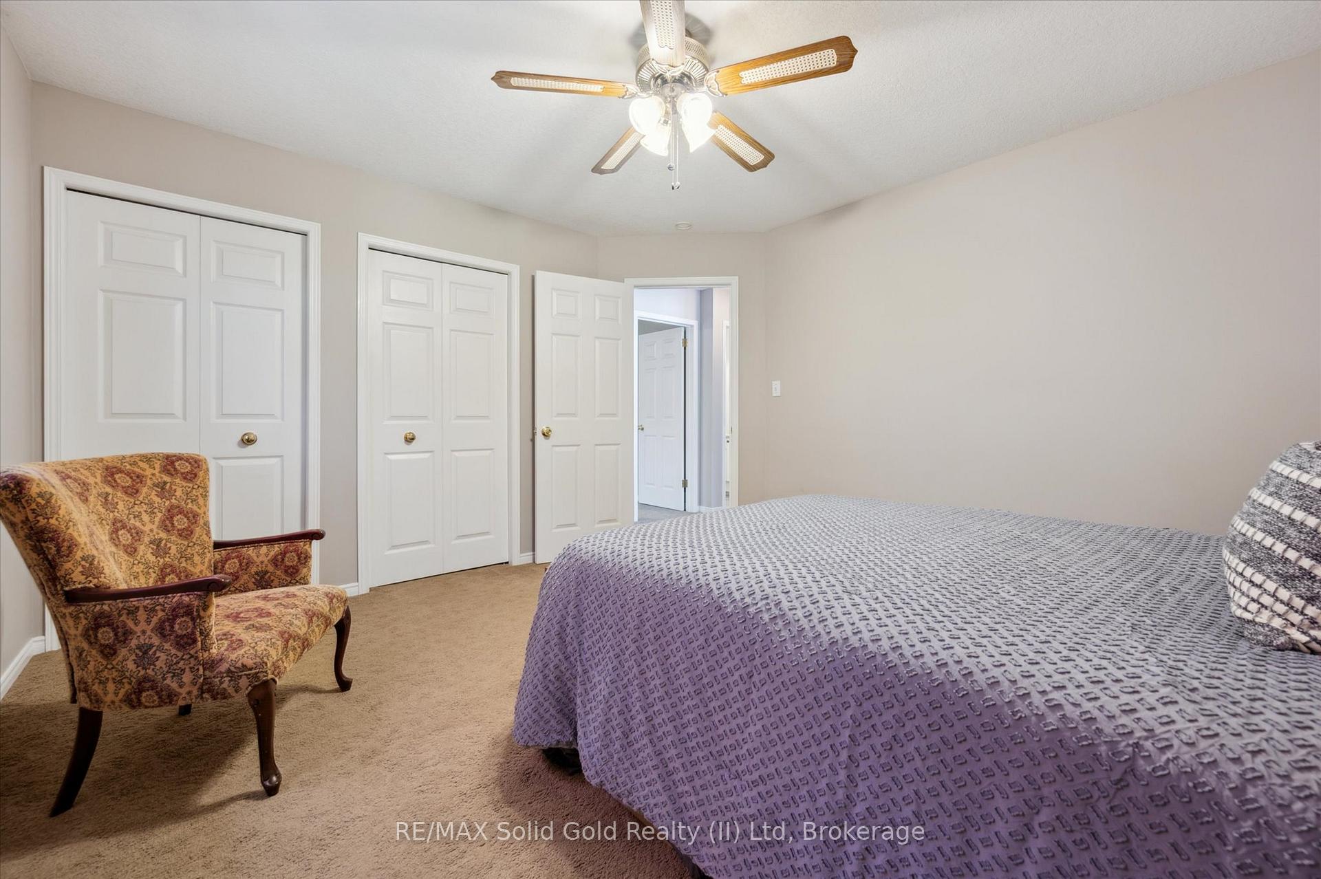 Photo 24 of 250A Inverhuron Cres, Waterloo — HOMEH