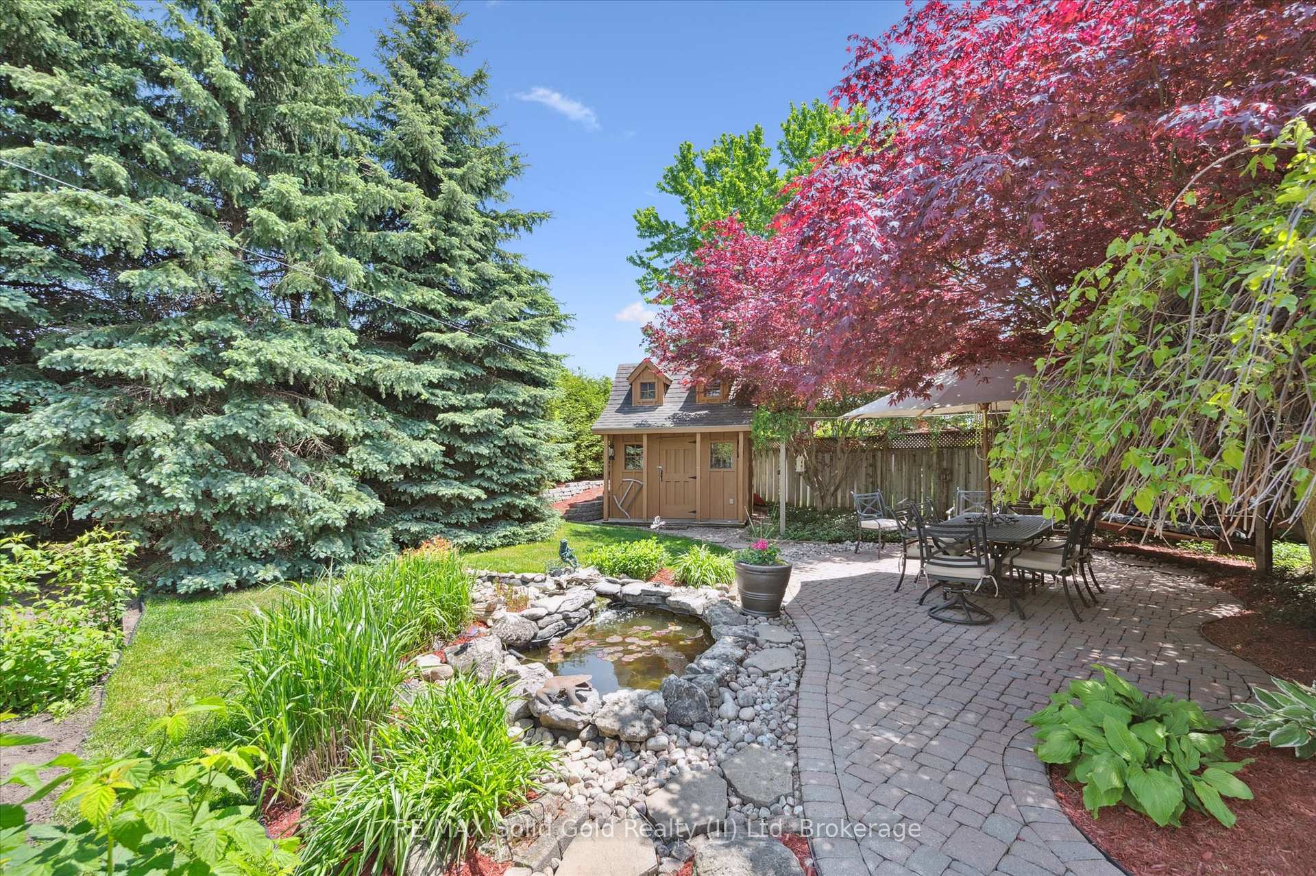 Photo 35 of 250A Inverhuron Cres, Waterloo — HOMEH