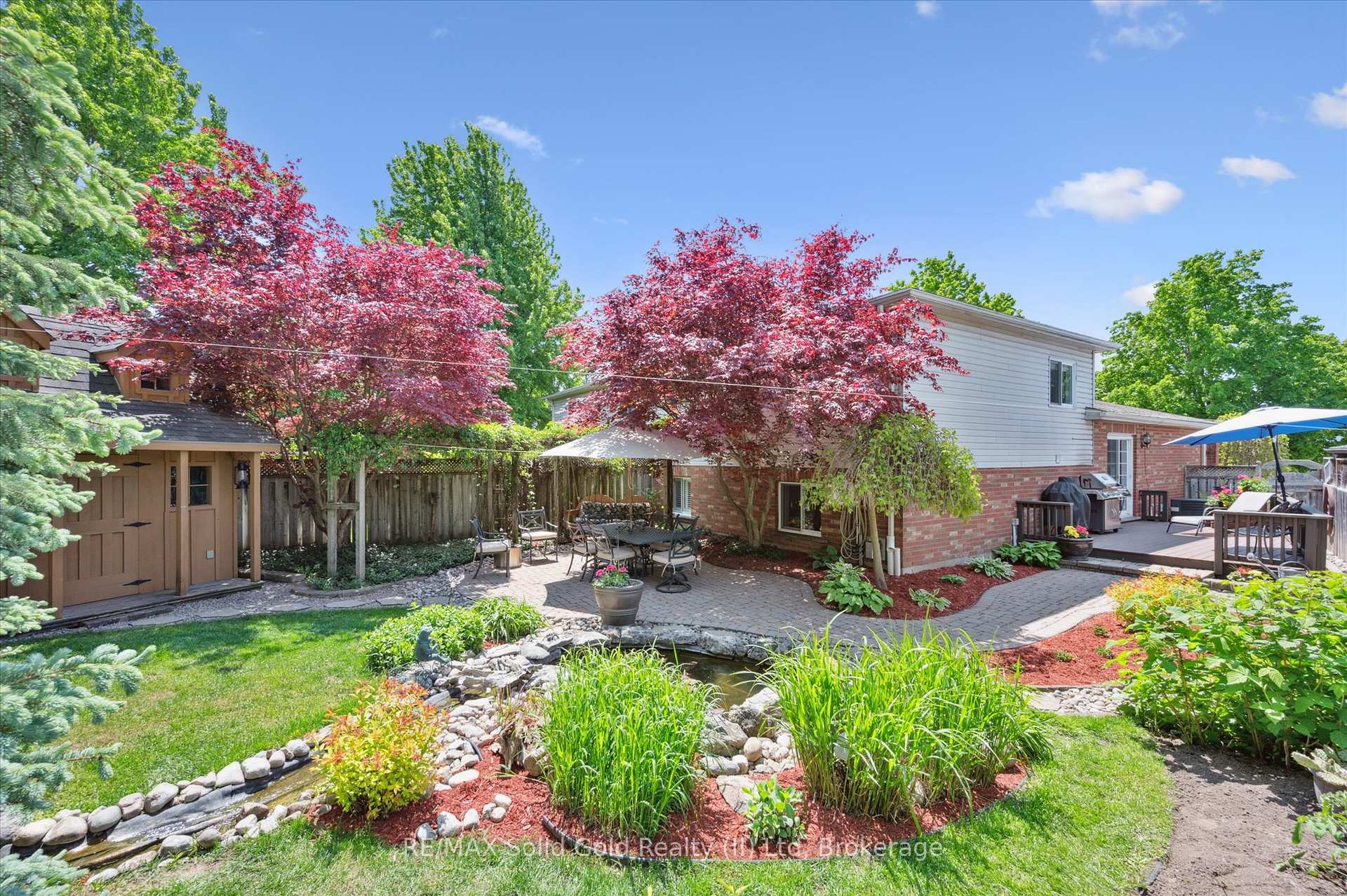 Photo 36 of 250A Inverhuron Cres, Waterloo — HOMEH