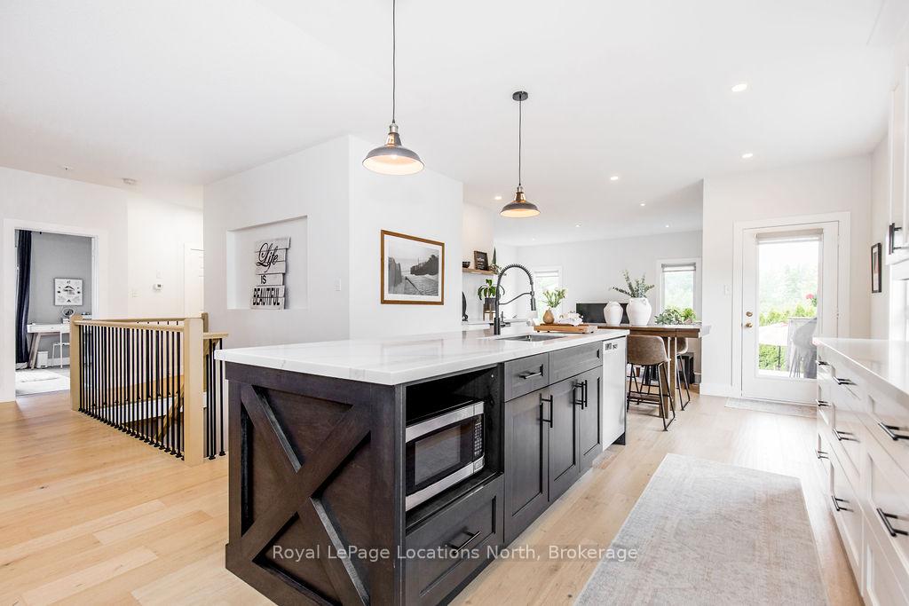 Photo 11 of 48 Meadowlark Boulevard, Wasaga Beach — HOMEH