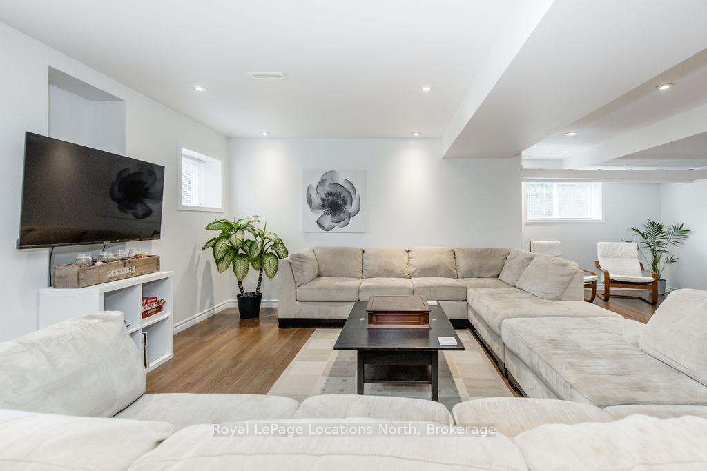 Photo 36 of 48 Meadowlark Boulevard, Wasaga Beach — HOMEH