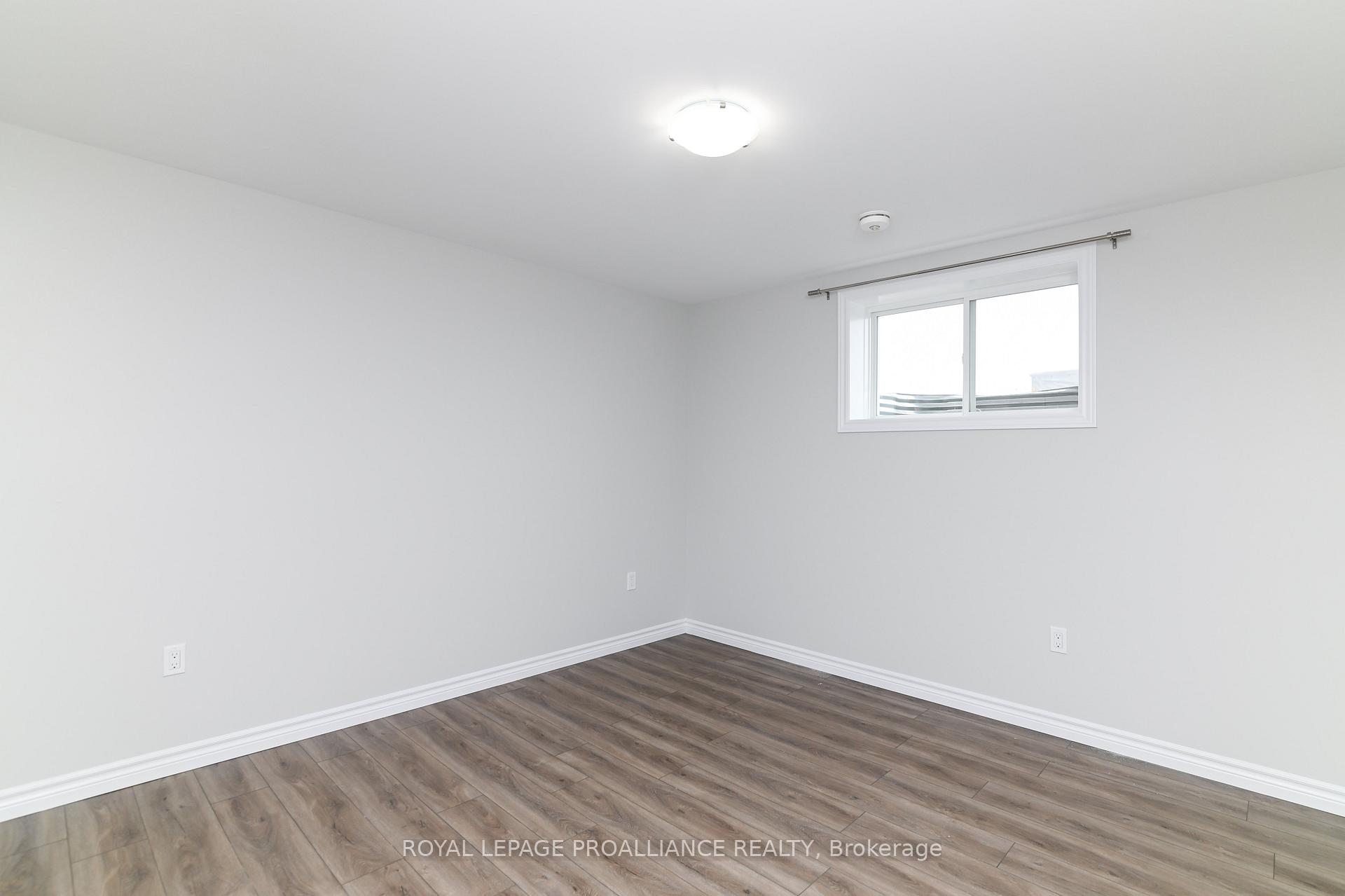 Photo 10 of Unit B, 116 Sienna Avenue, Belleville, Belleville Ward — HOMEH