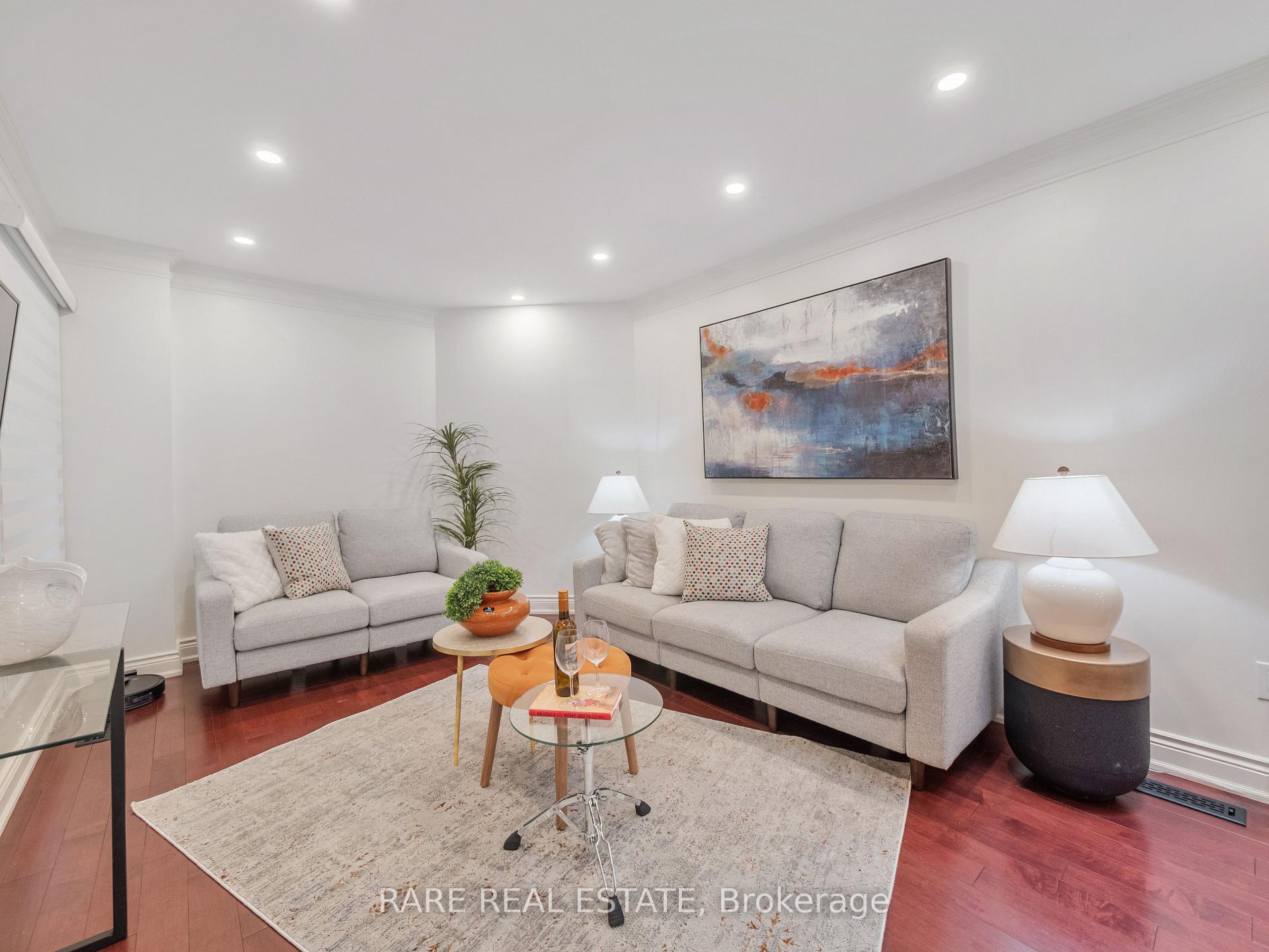 Photo 1 of 158 Borrows Street, Vaughan, Lakeview Estates — HOMEH