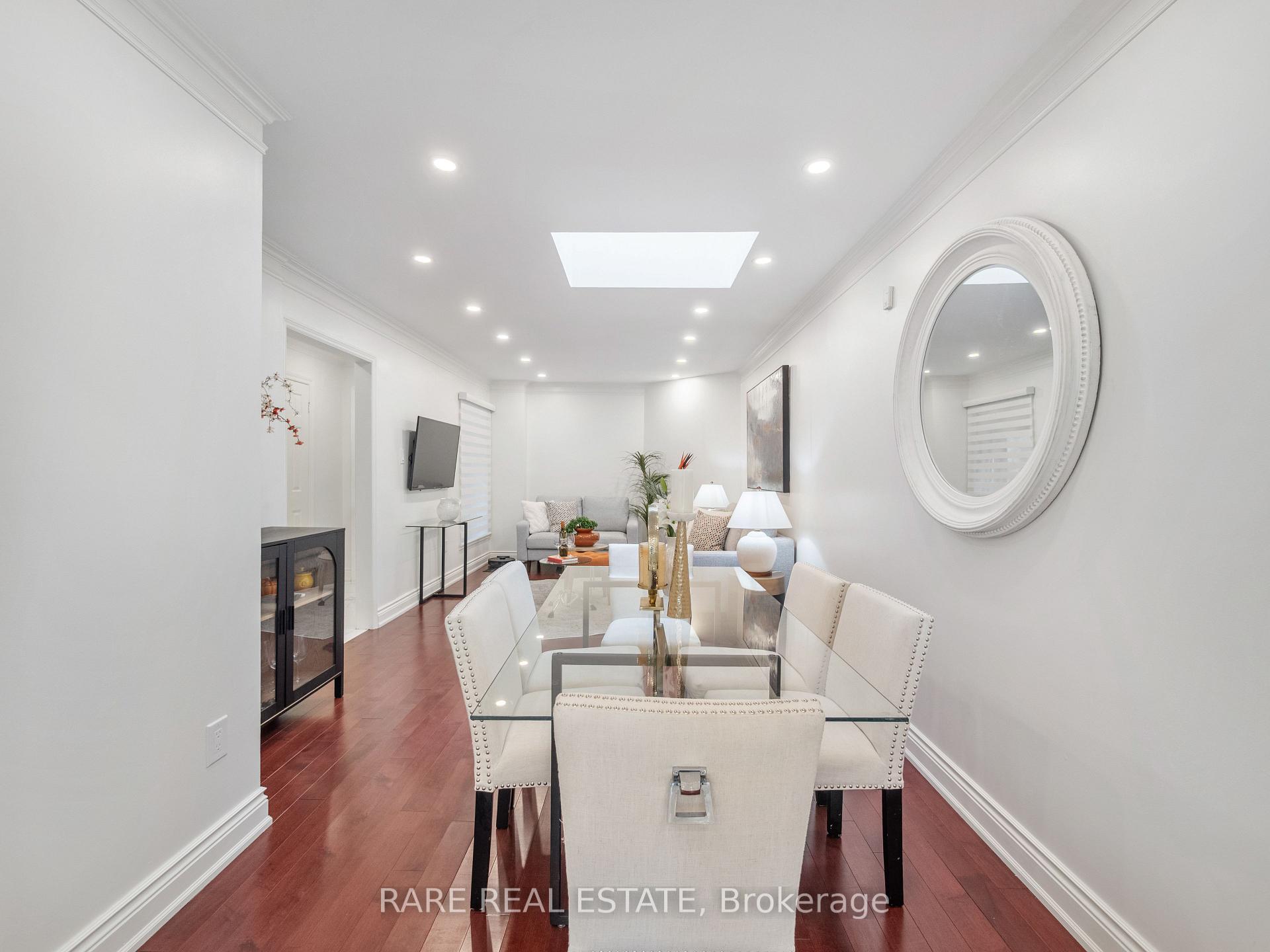 Photo 6 of 158 Borrows Street, Vaughan, Lakeview Estates — HOMEH