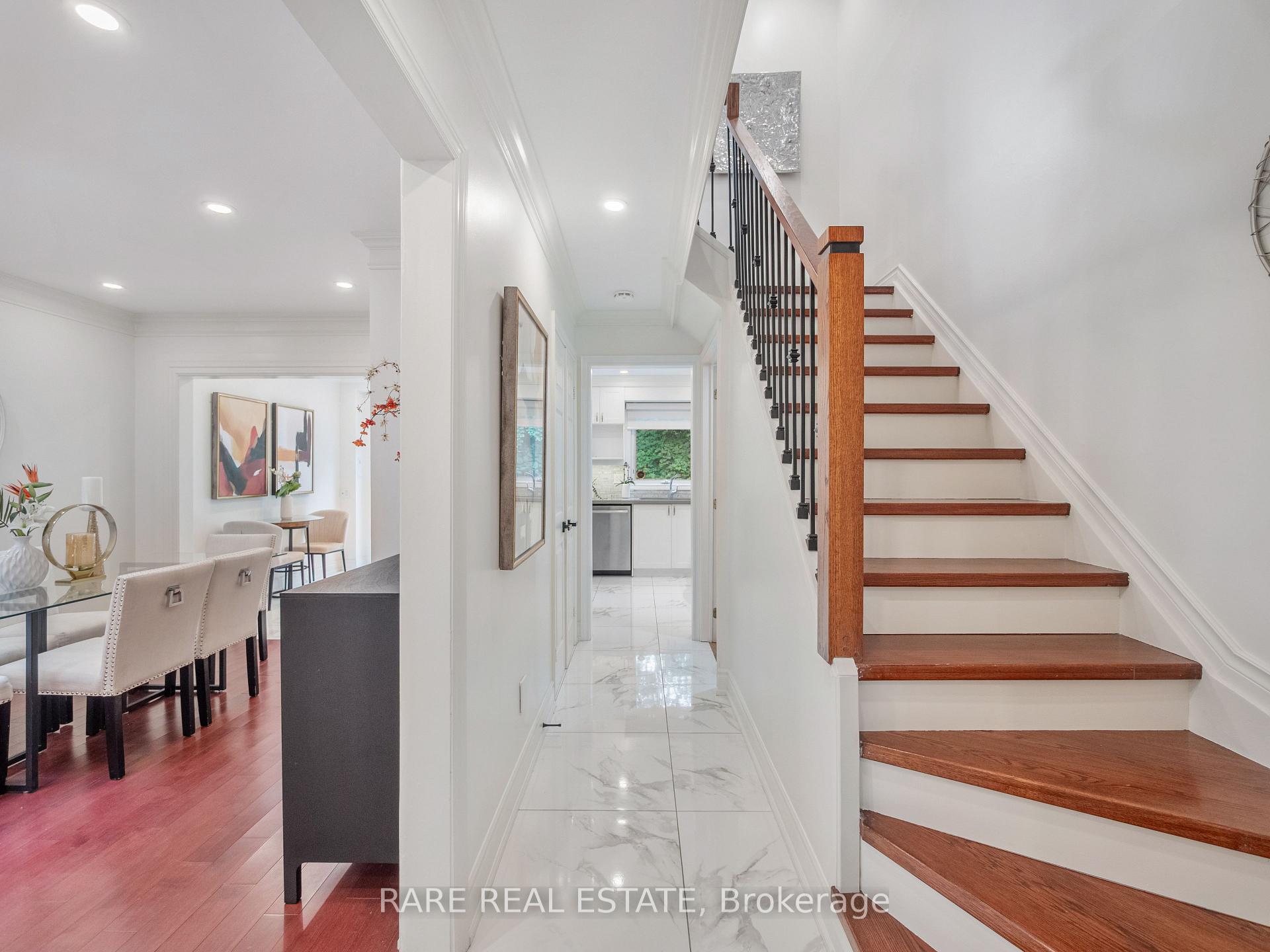 Photo 7 of 158 Borrows Street, Vaughan, Lakeview Estates — HOMEH