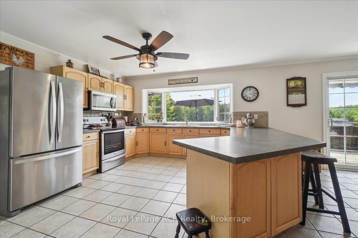Photo 14 of 614486 Hamilton Lane, West Grey — HOMEH