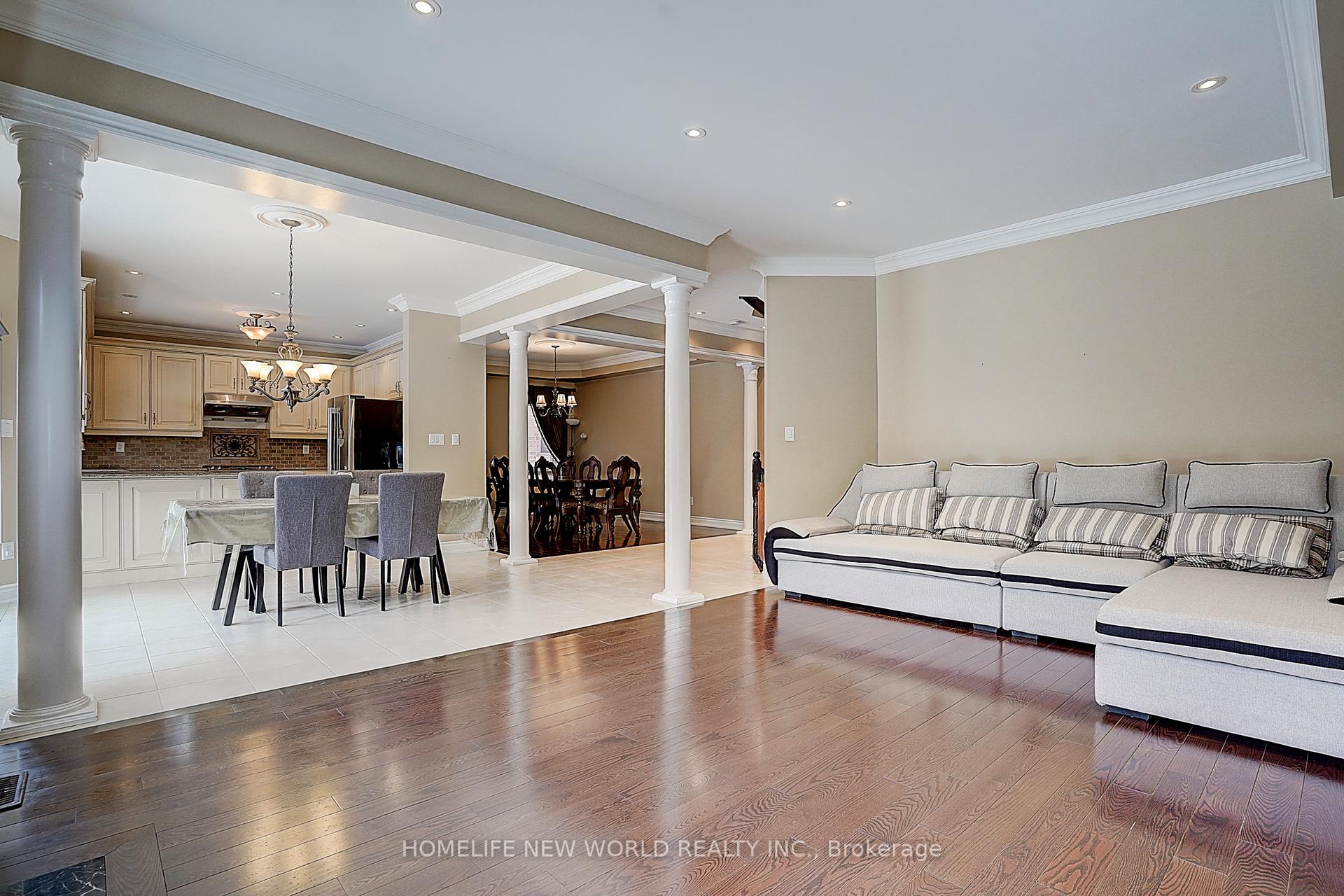 Photo 4 of 7 Gambit Avenue, Vaughan, Vellore Village — HOMEH