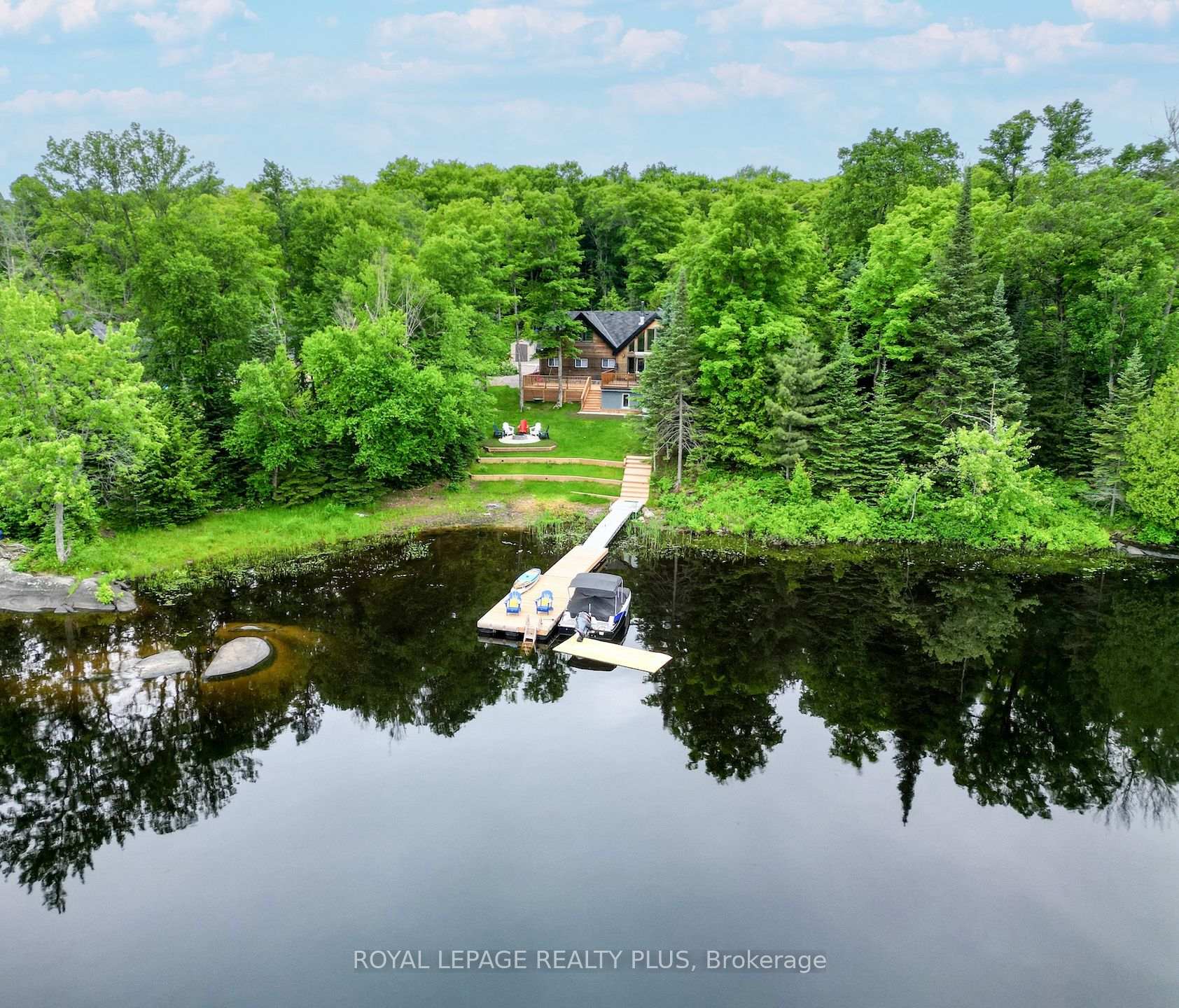 Photo 3 of 10 Moose Lane, Whitestone, Hagerman — HOMEH