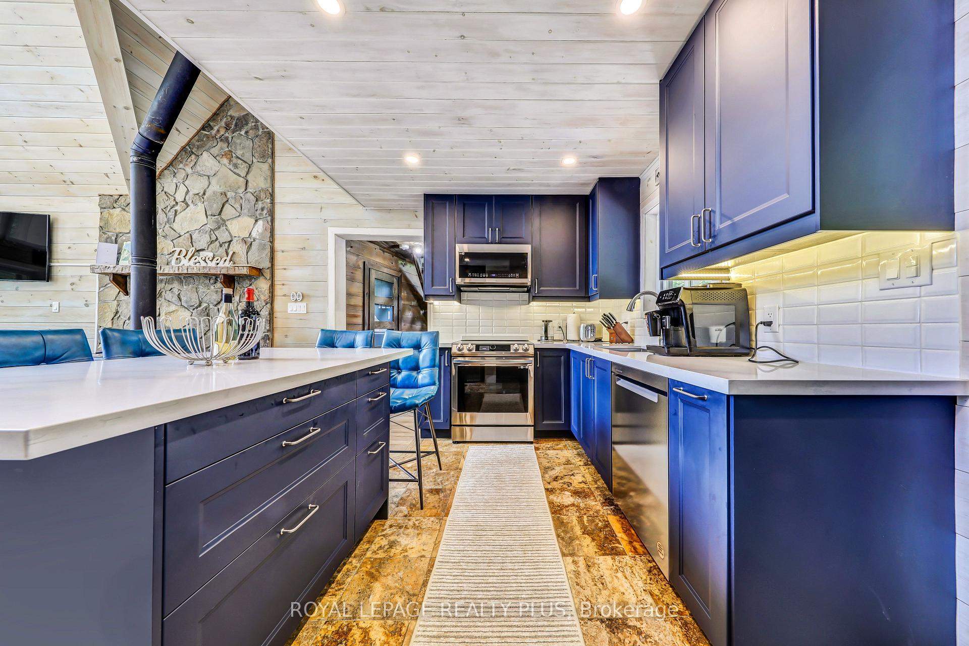Photo 6 of 10 Moose Lane, Whitestone, Hagerman — HOMEH