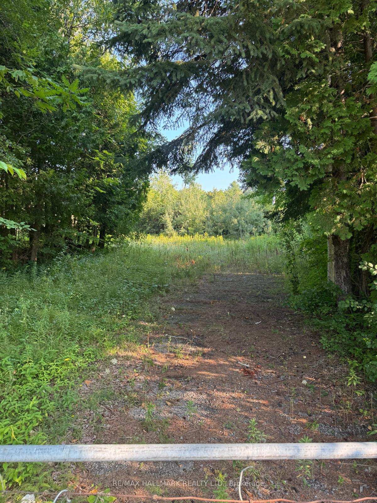 Photo 9 of 780 Taunton Road E, Whitby, Taunton North — HOMEH
