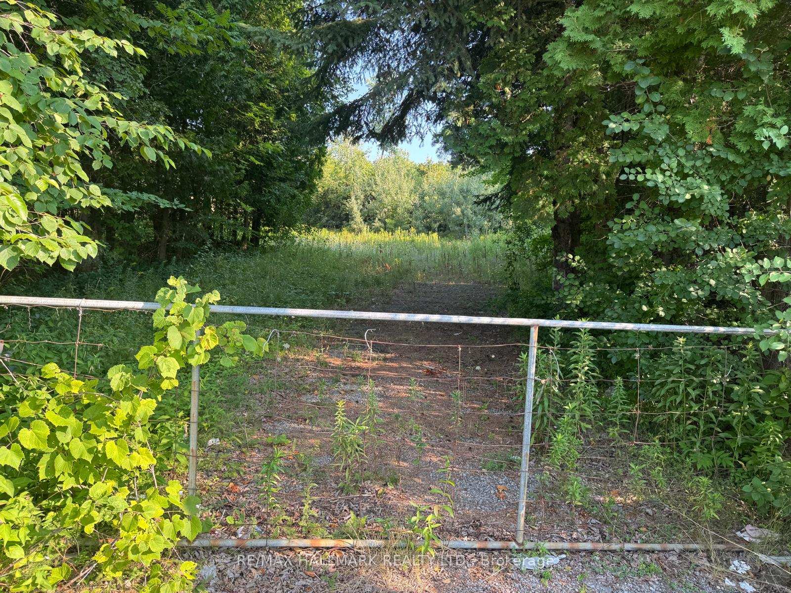 Photo 12 of 780 Taunton Road E, Whitby, Taunton North — HOMEH