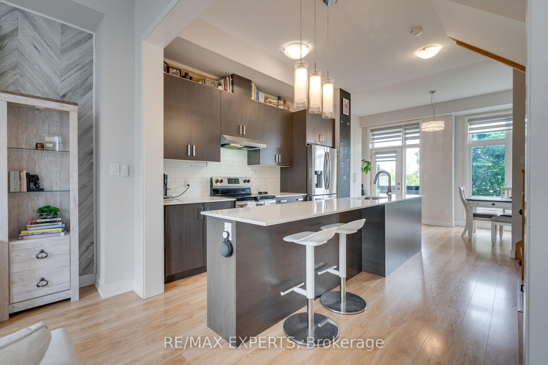 Photo 16 of 155 Carpaccio Avenue, Vaughan, Vellore Village — HOMEH