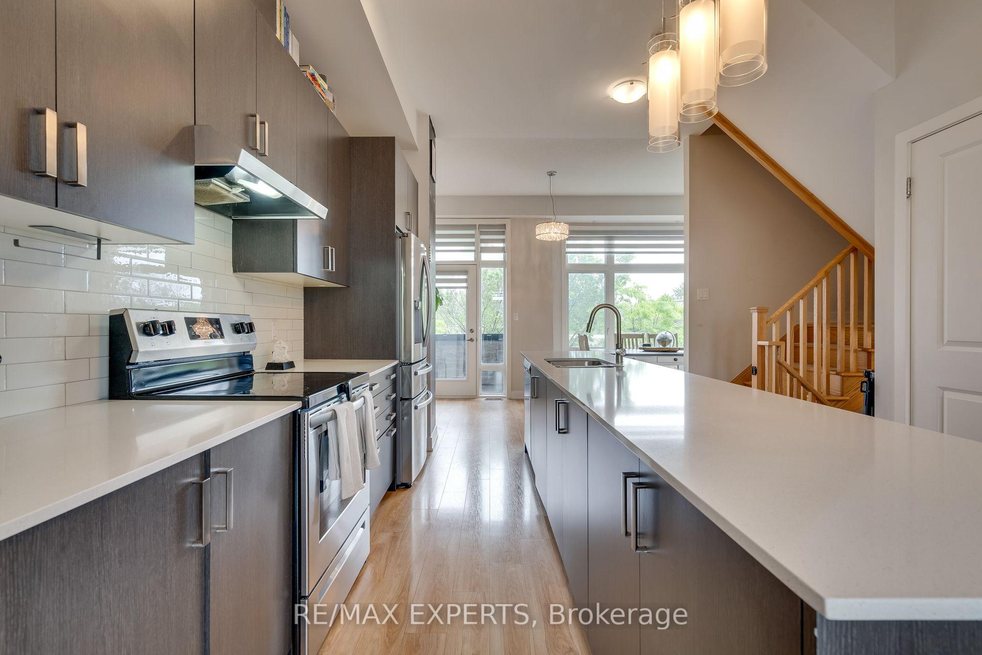 Photo 17 of 155 Carpaccio Avenue, Vaughan, Vellore Village — HOMEH