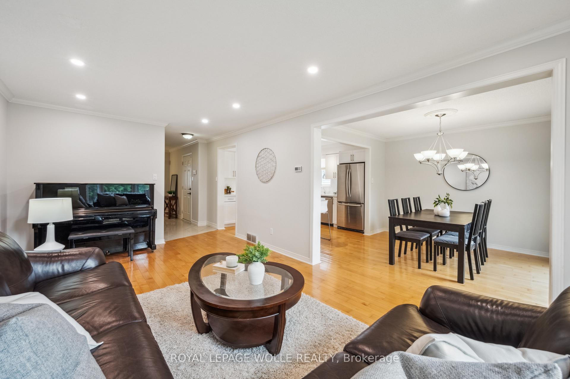 Photo 10 of 317 Bushview Crescent, Waterloo — HOMEH