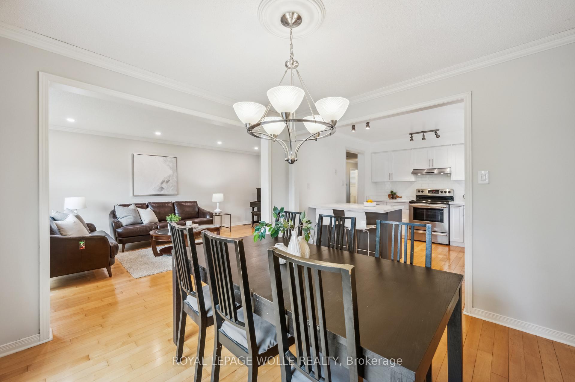 Photo 15 of 317 Bushview Crescent, Waterloo — HOMEH