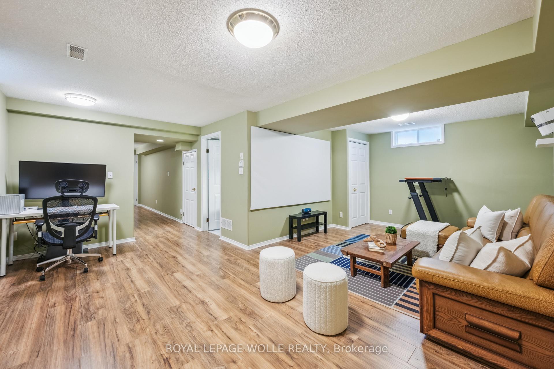 Photo 30 of 317 Bushview Crescent, Waterloo — HOMEH