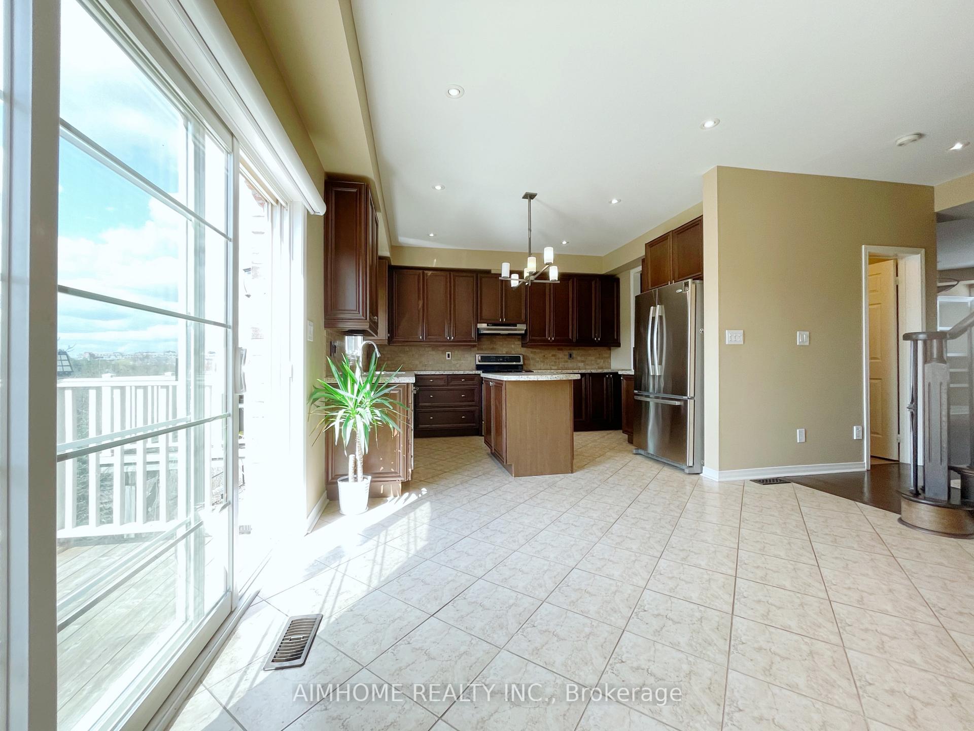 Photo 6 of 86 Chapman Court, Aurora, Aurora Grove — HOMEH