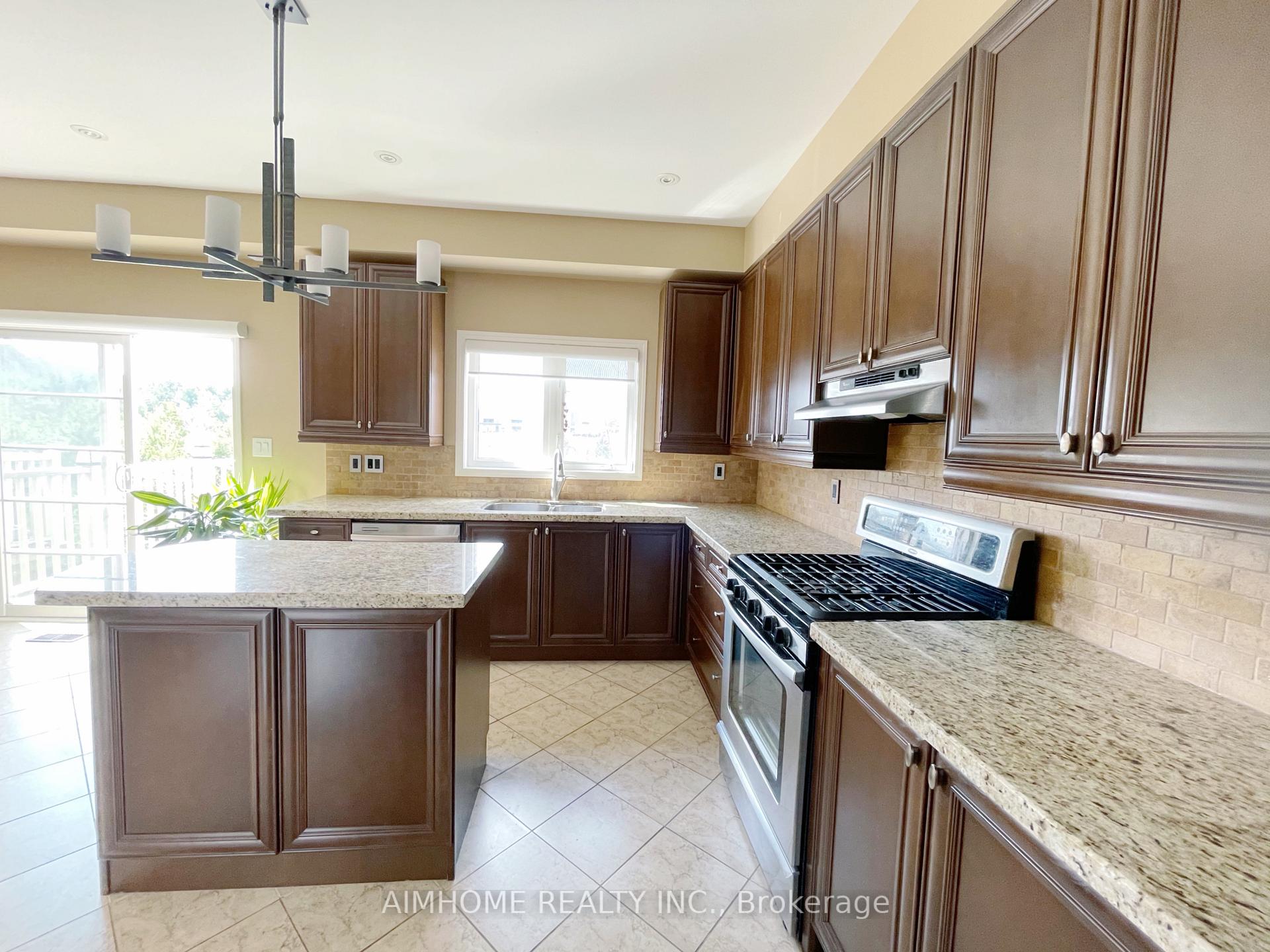 Photo 7 of 86 Chapman Court, Aurora, Aurora Grove — HOMEH