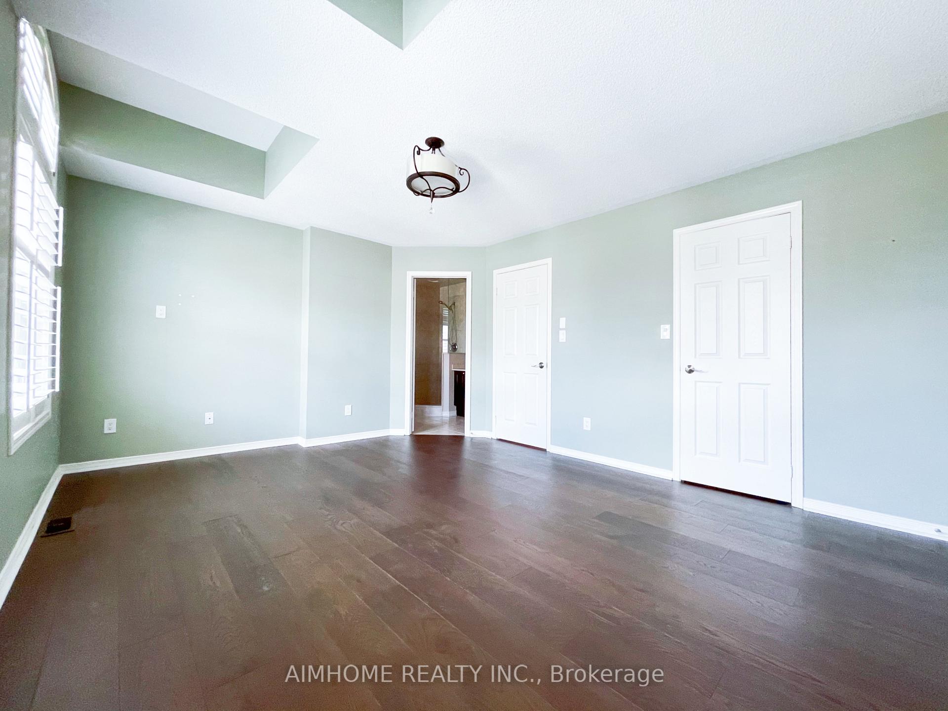Photo 12 of 86 Chapman Court, Aurora, Aurora Grove — HOMEH
