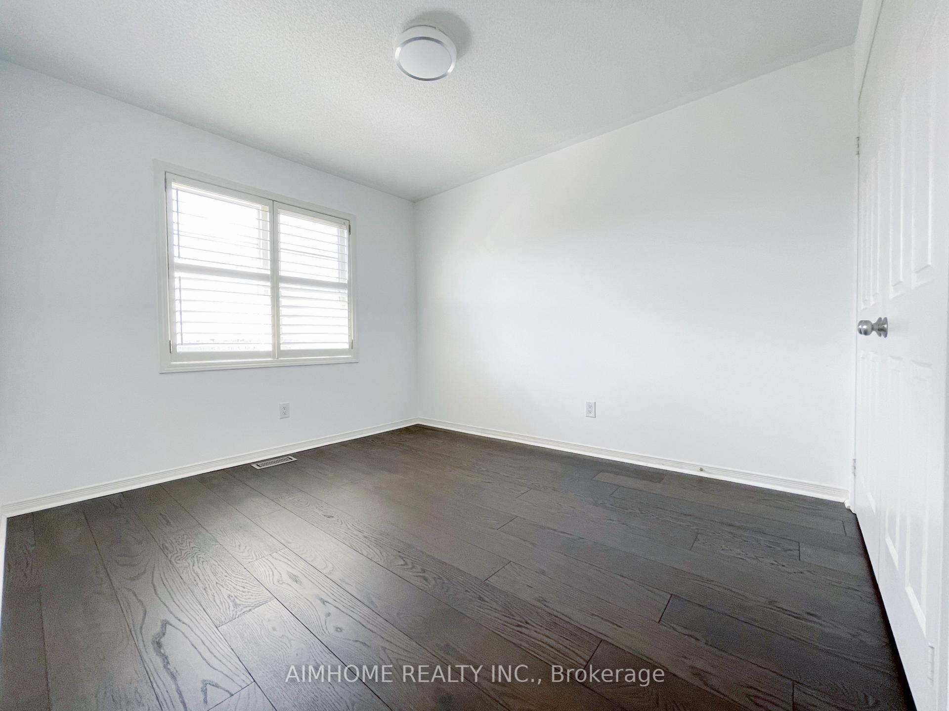 Photo 20 of 86 Chapman Court, Aurora, Aurora Grove — HOMEH