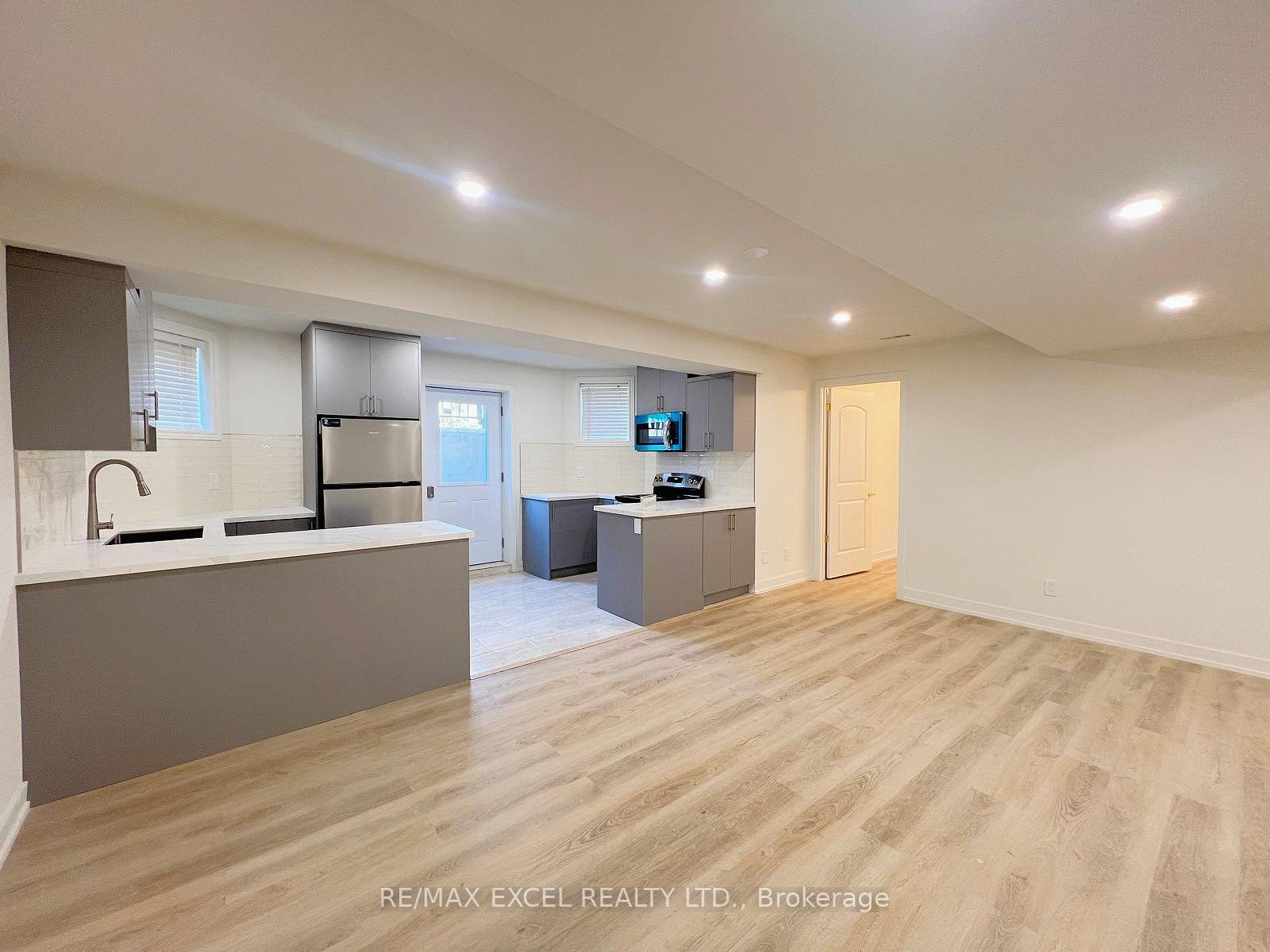 Photo 7 of Unit Basement, 30 Amanda Avenue, Whitby, Brooklin — HOMEH