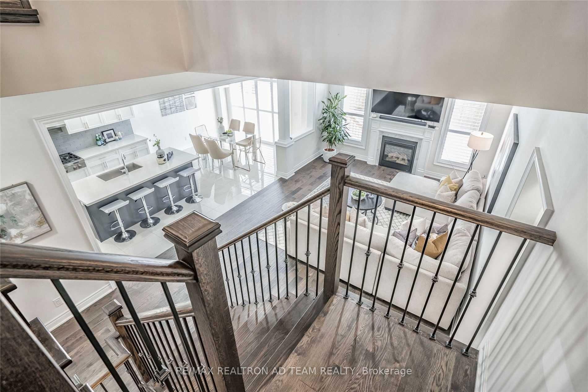 Photo 16 of 19 Pennine Drive, Whitby, Rural Whitby — HOMEH