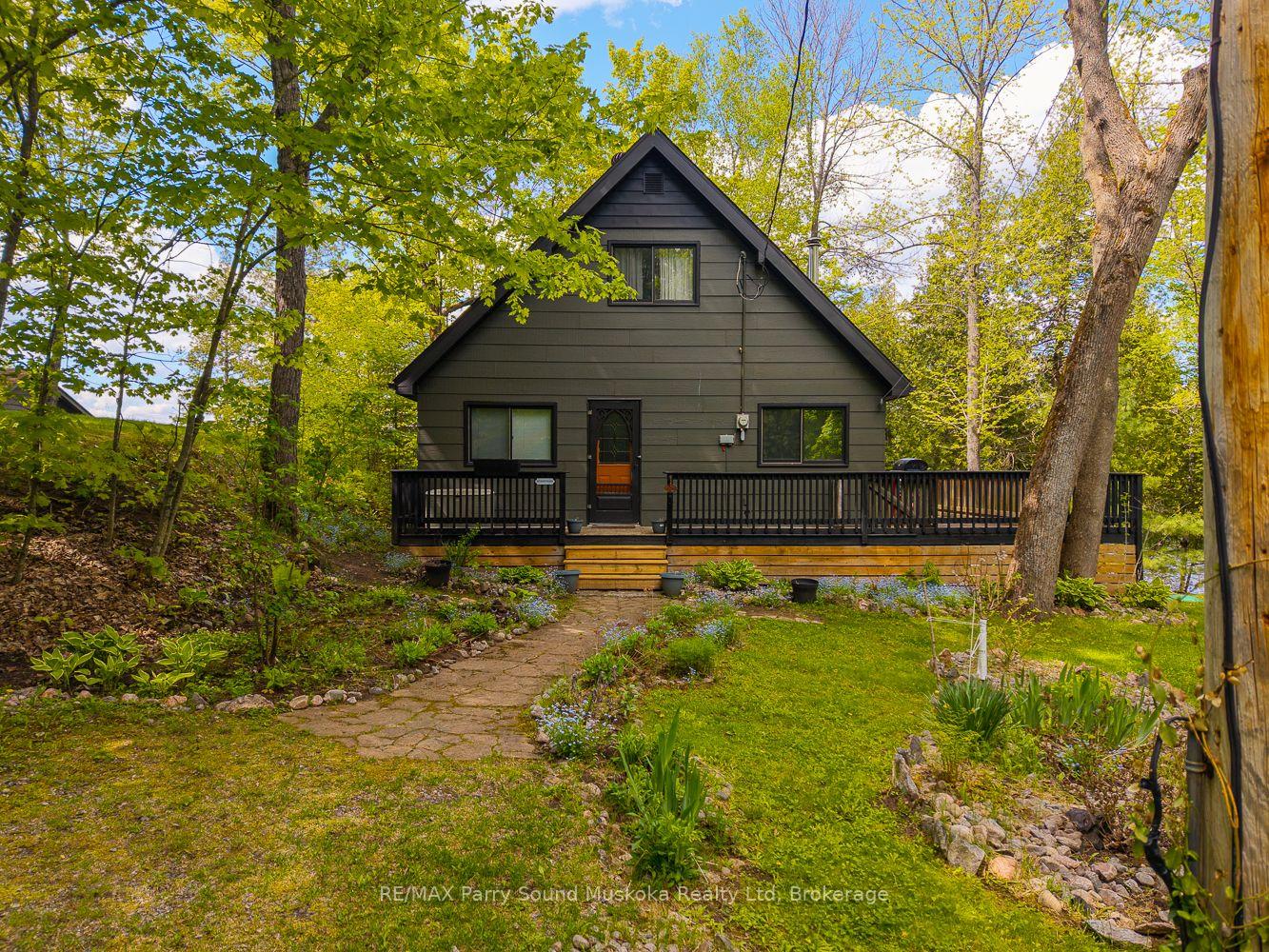 Photo 1 of 24 Pine Grove, Whitestone, Hagerman — HOMEH