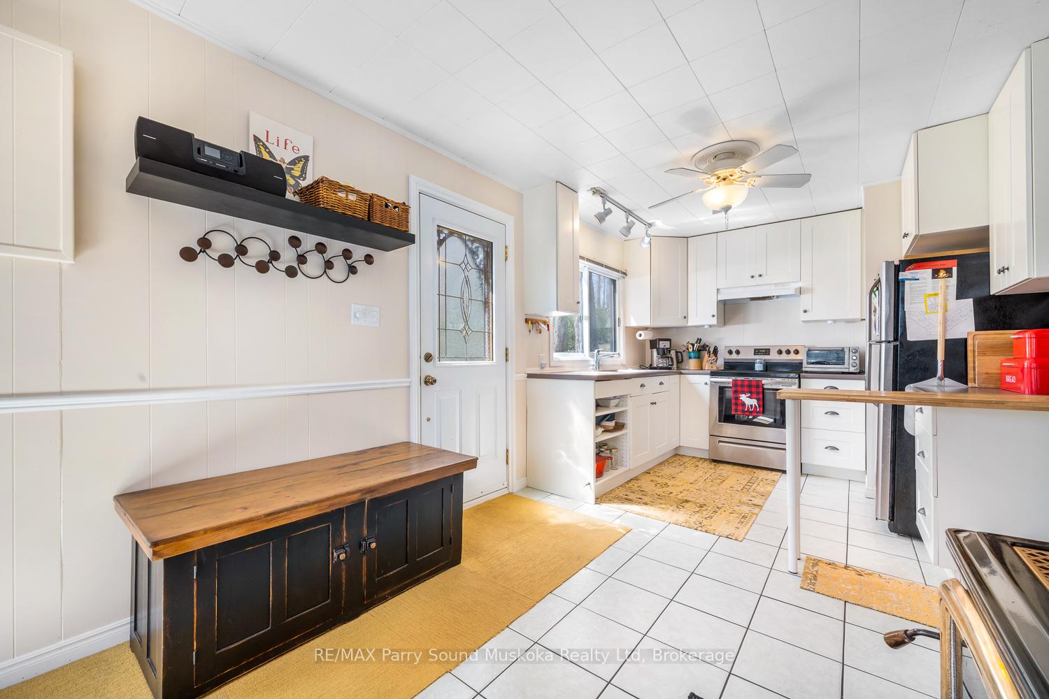 Photo 25 of 24 Pine Grove, Whitestone, Hagerman — HOMEH