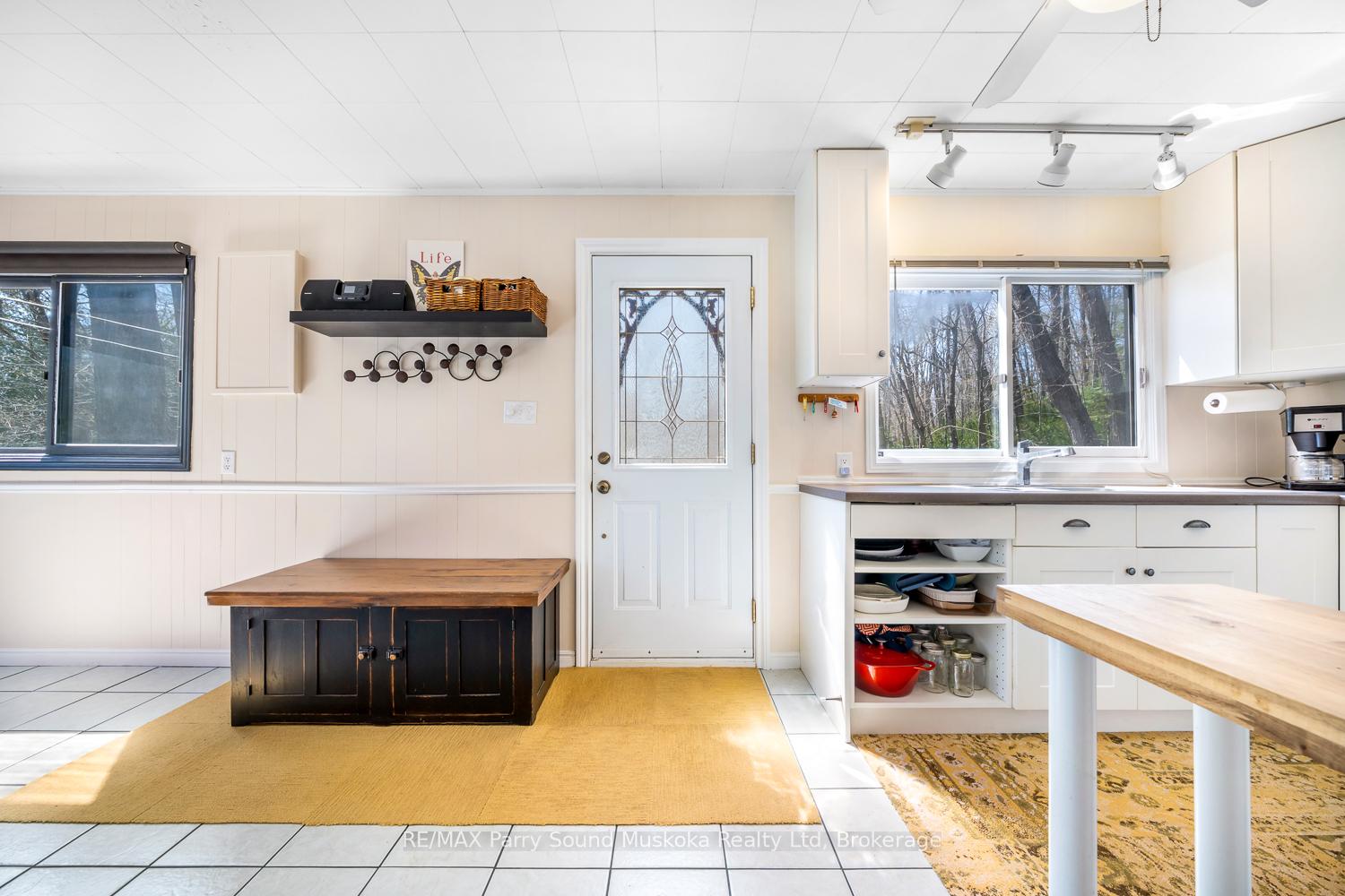 Photo 26 of 24 Pine Grove, Whitestone, Hagerman — HOMEH