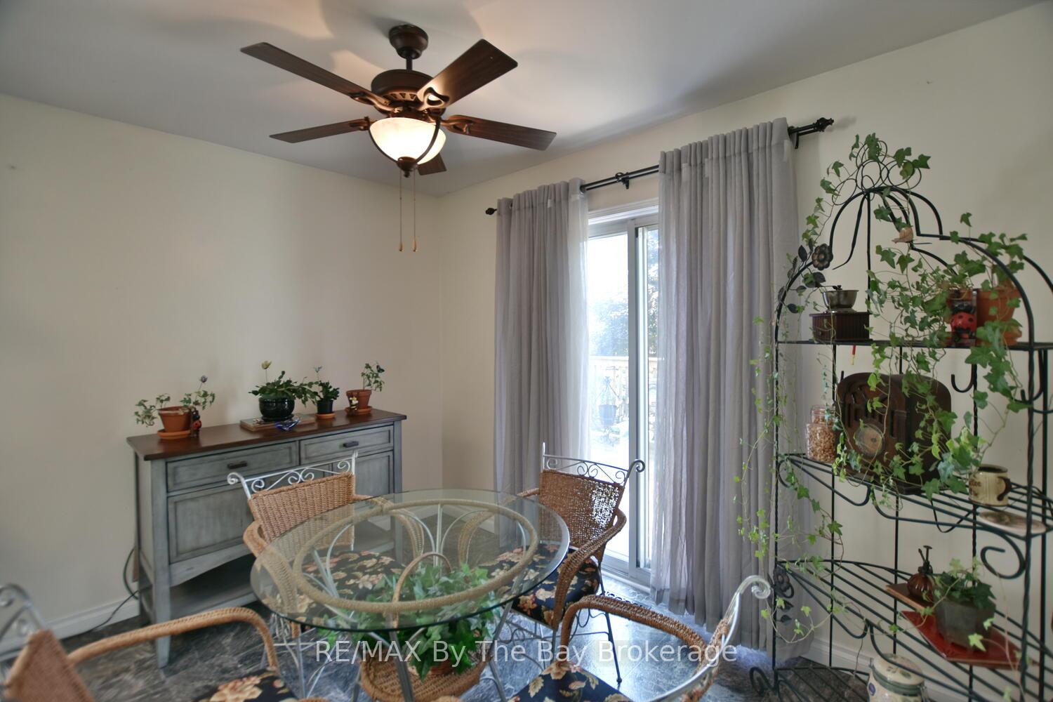 Photo 13 of 41 Evergreen Crescent, Wasaga Beach — HOMEH