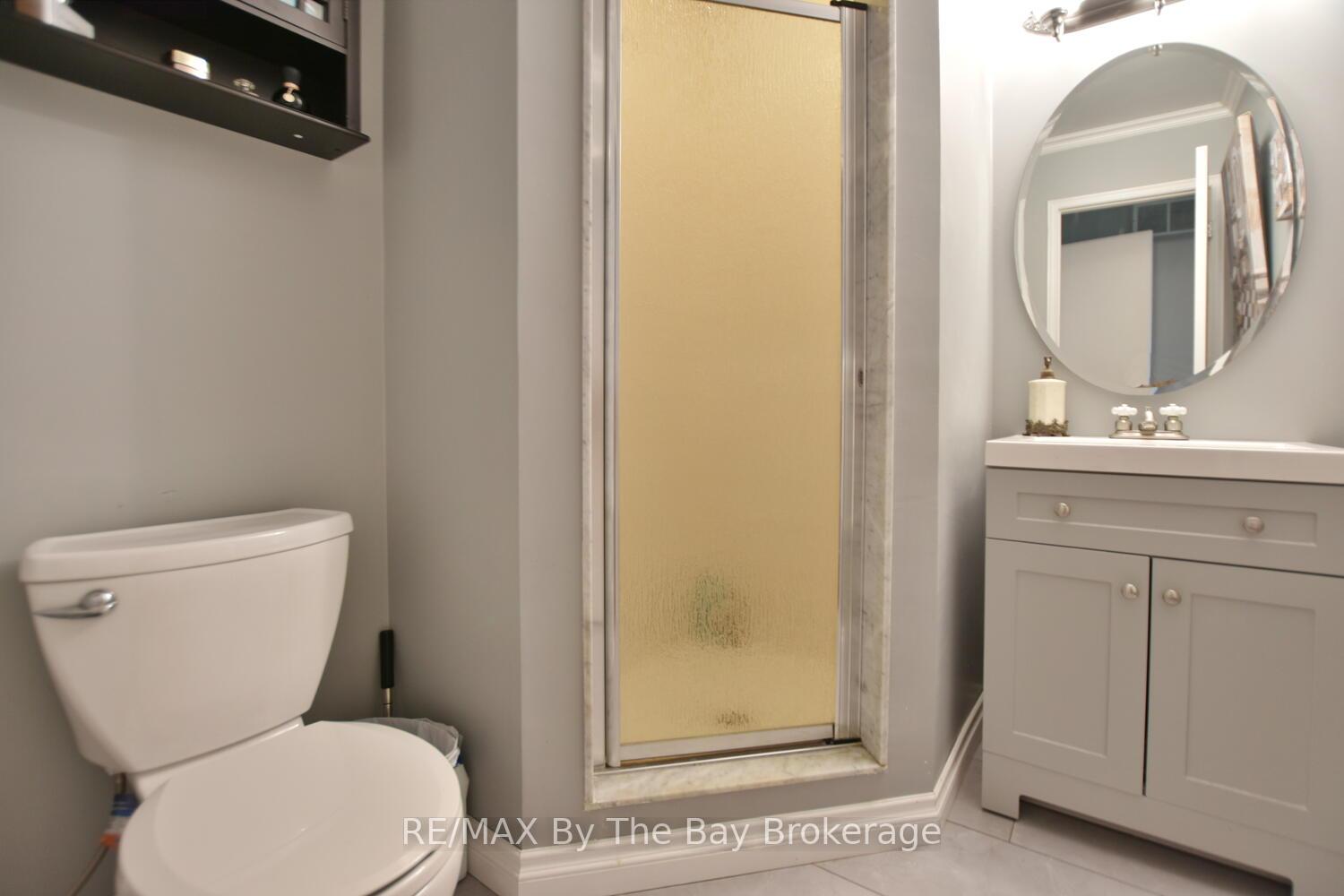 Photo 17 of 41 Evergreen Crescent, Wasaga Beach — HOMEH