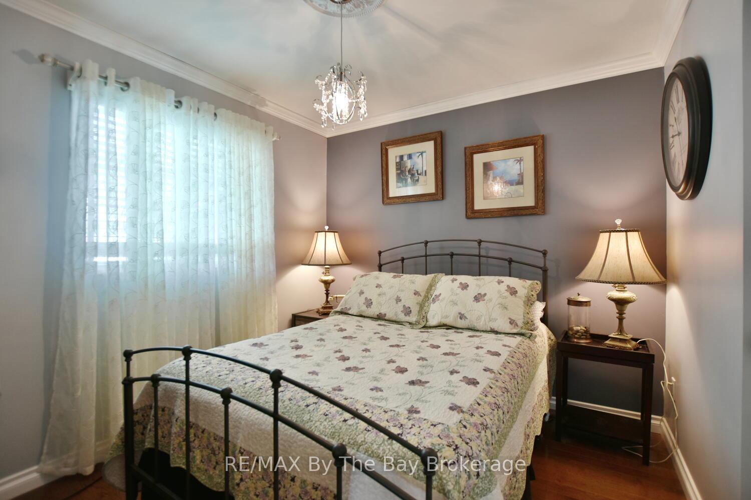 Photo 18 of 41 Evergreen Crescent, Wasaga Beach — HOMEH