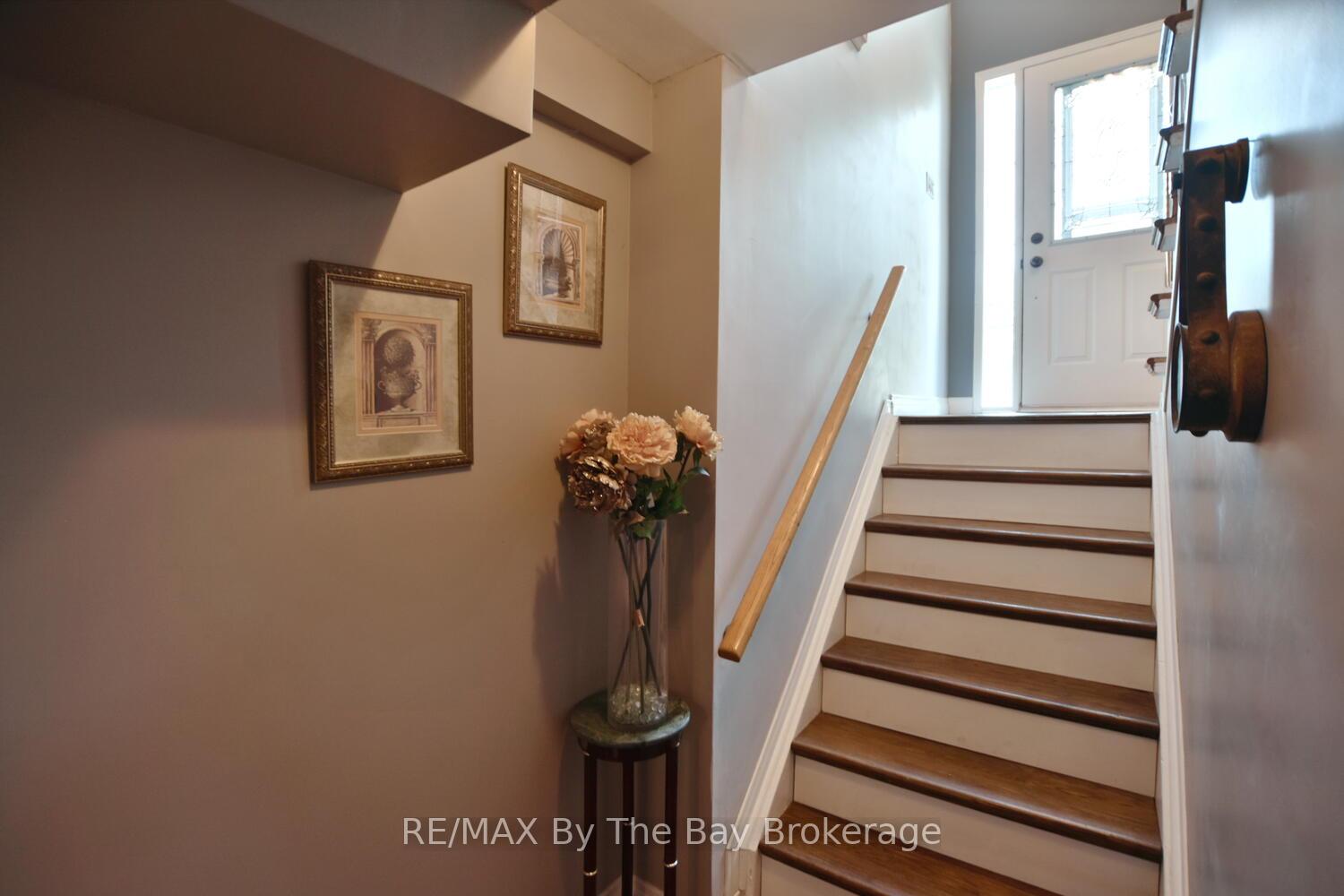 Photo 23 of 41 Evergreen Crescent, Wasaga Beach — HOMEH