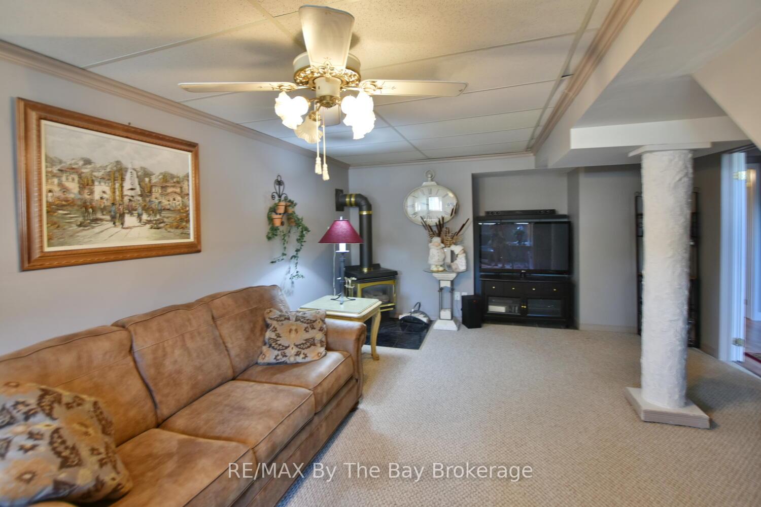 Photo 26 of 41 Evergreen Crescent, Wasaga Beach — HOMEH