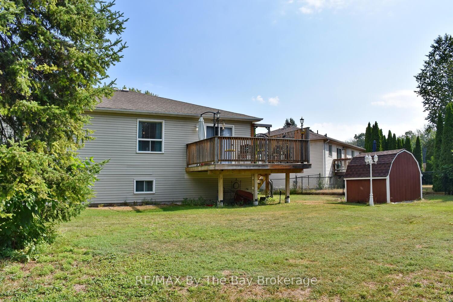 Photo 38 of 41 Evergreen Crescent, Wasaga Beach — HOMEH