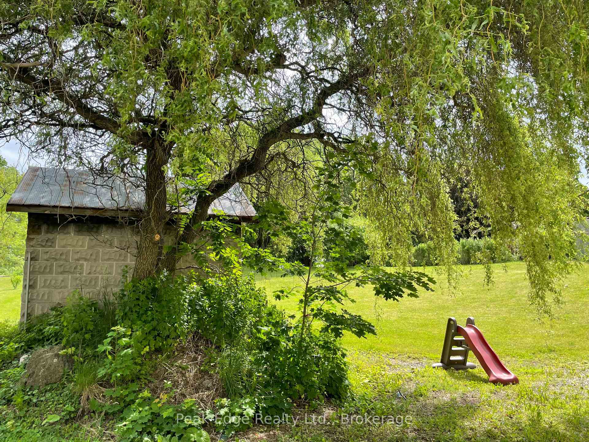 Photo 6 of 541 Mill Street, West Grey — HOMEH