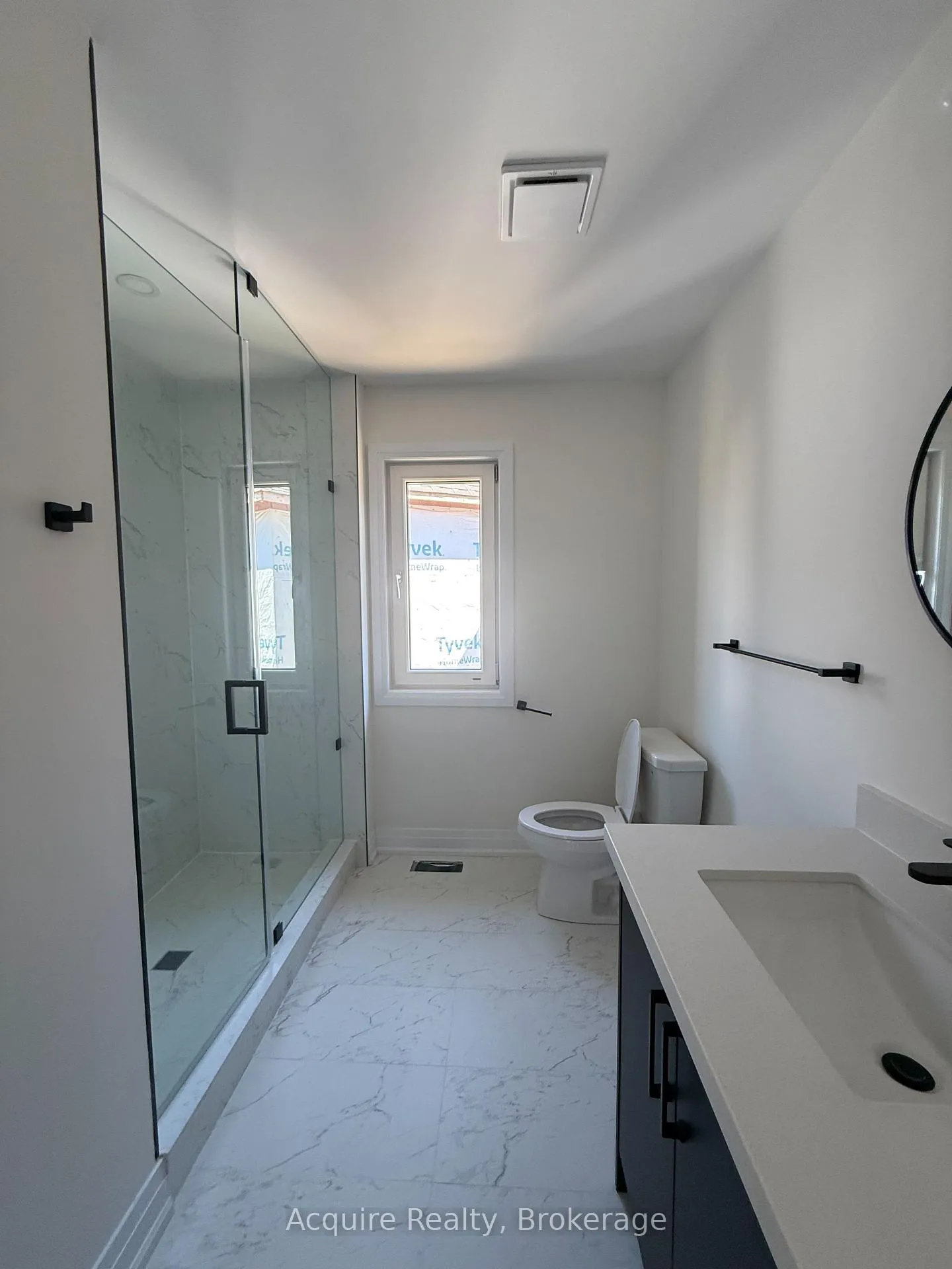 Photo 17 of 11 Dagenham Drive, Whitby, Rural Whitby — HOMEH