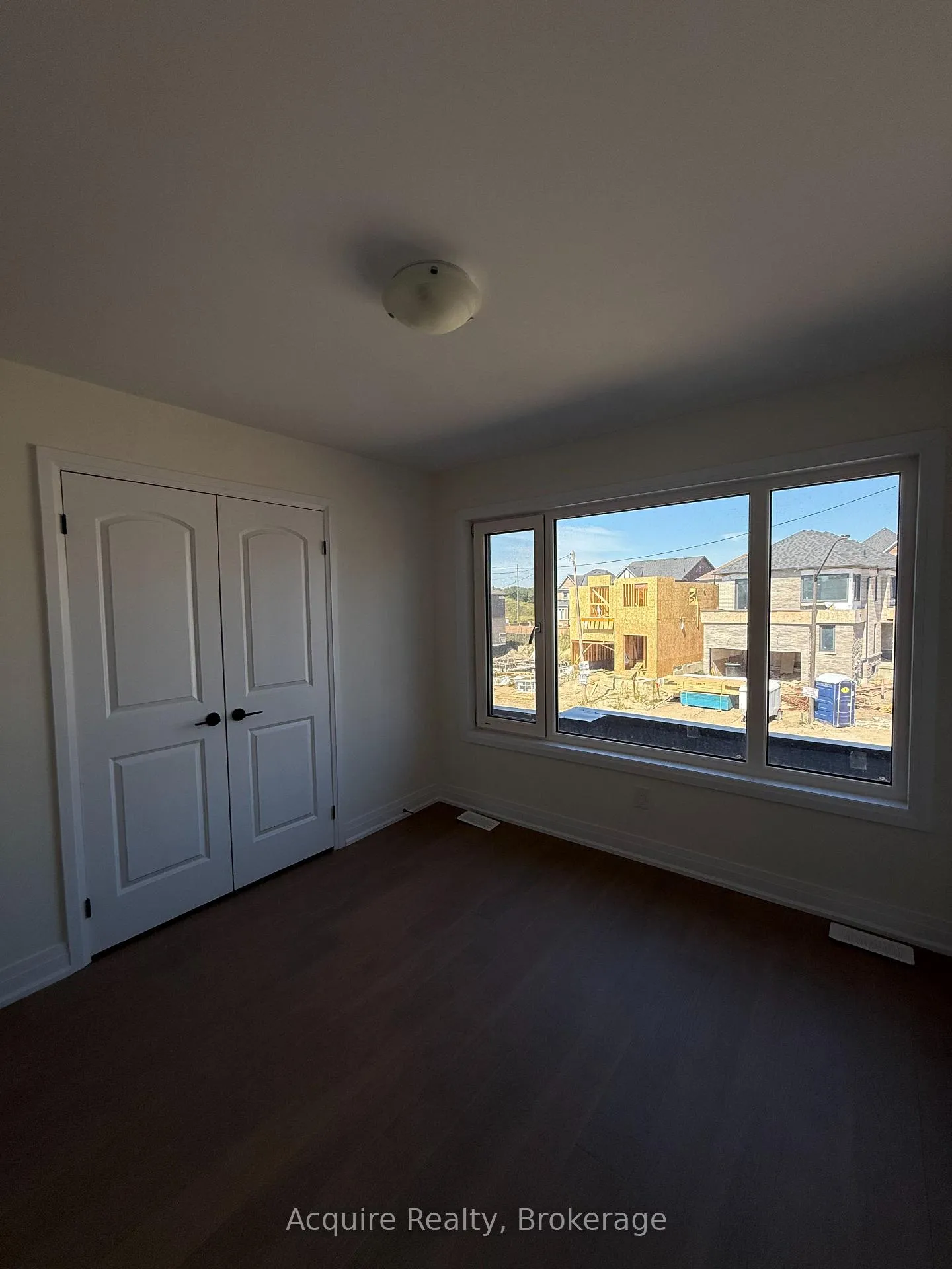Photo 18 of 11 Dagenham Drive, Whitby, Rural Whitby — HOMEH