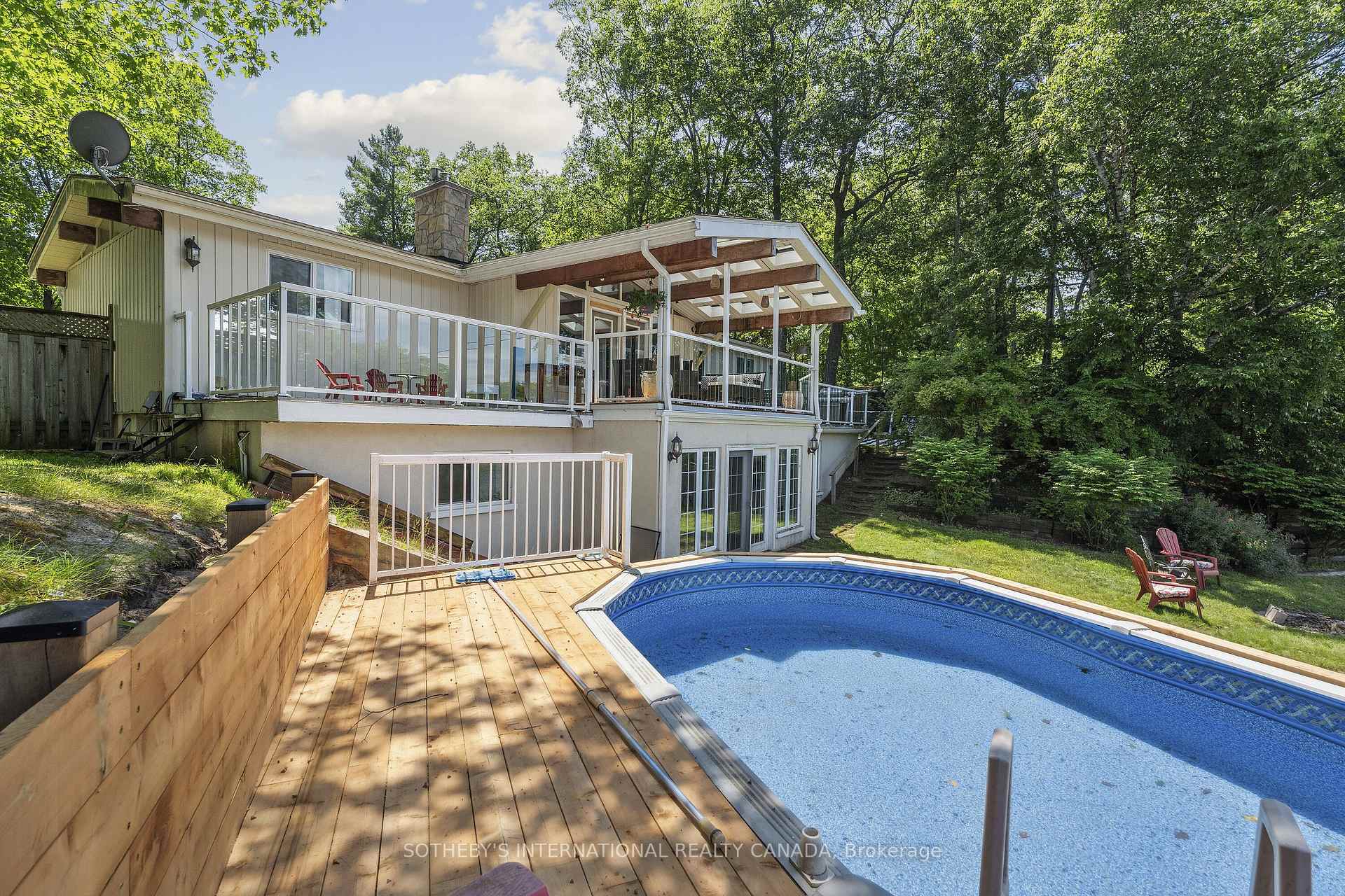 Photo 4 of 400 Oxbow Park Drive, Wasaga Beach — HOMEH