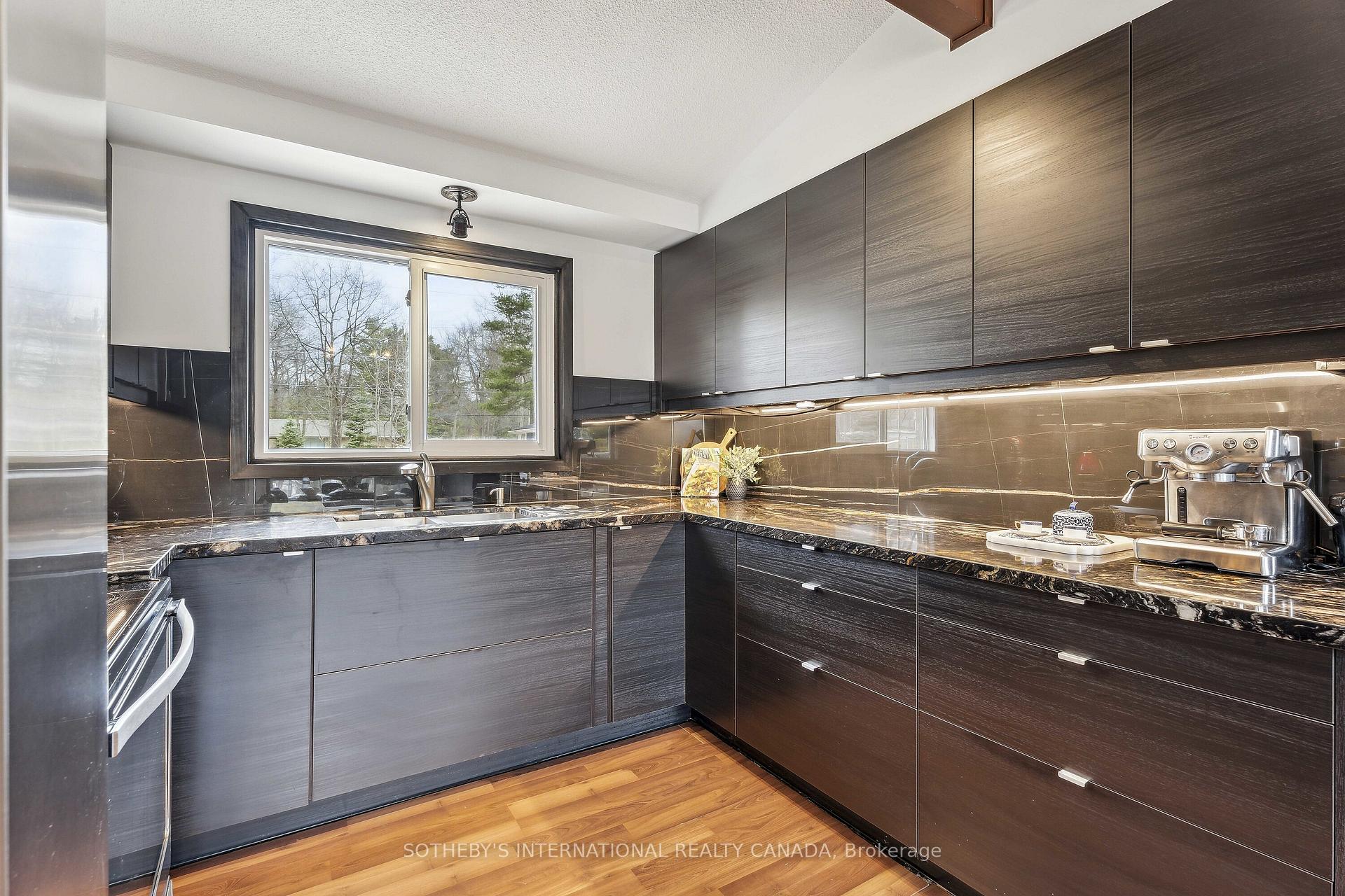 Photo 14 of 400 Oxbow Park Drive, Wasaga Beach — HOMEH