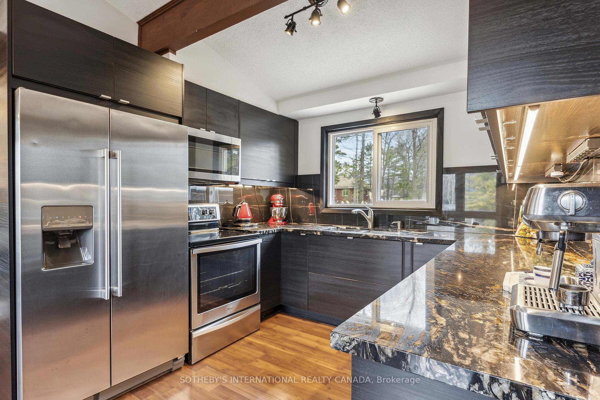 Photo 15 of 400 Oxbow Park Drive, Wasaga Beach — HOMEH
